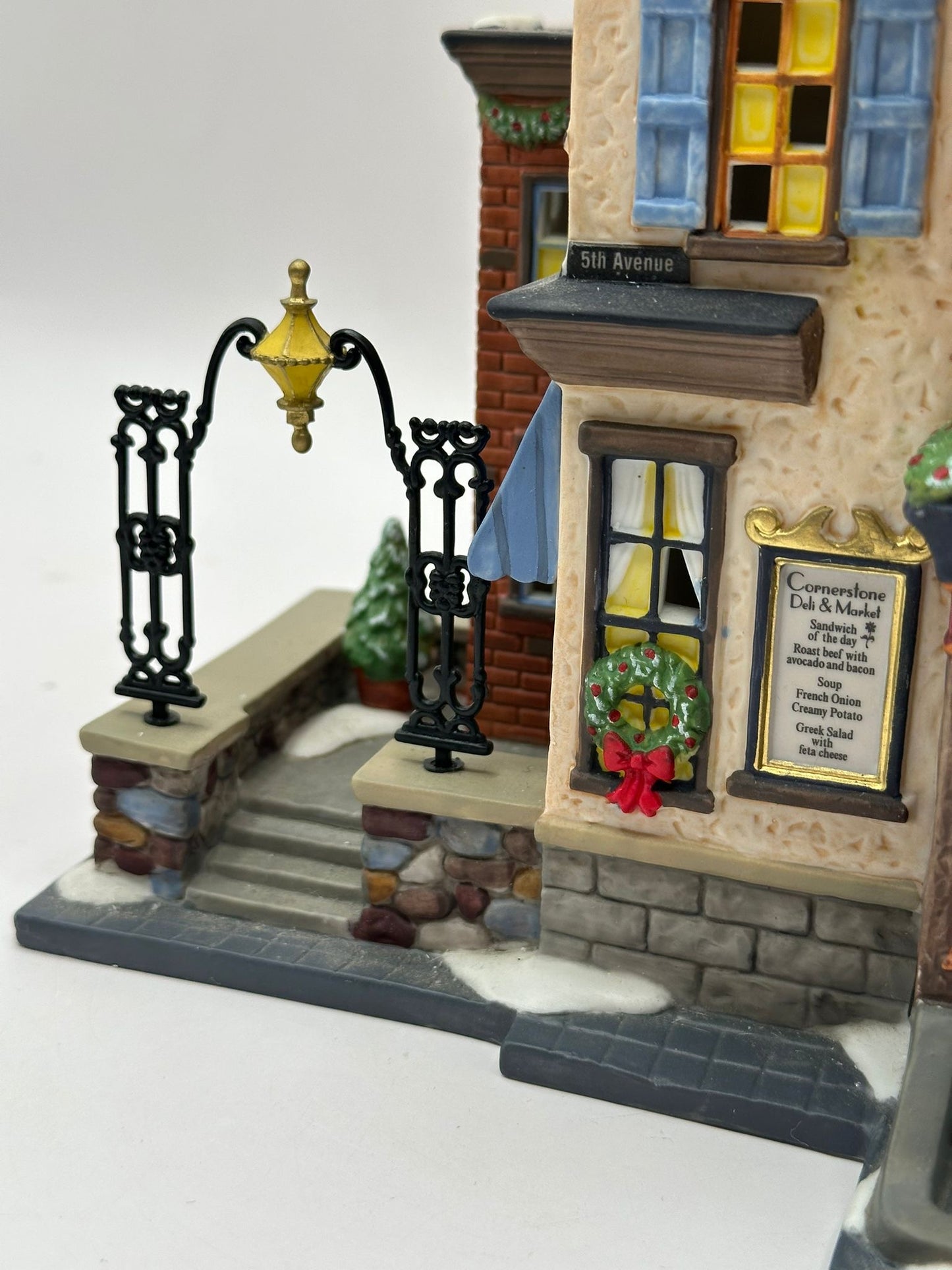 Department 56 - 5th Avenue Shoppes - Christmas in the City