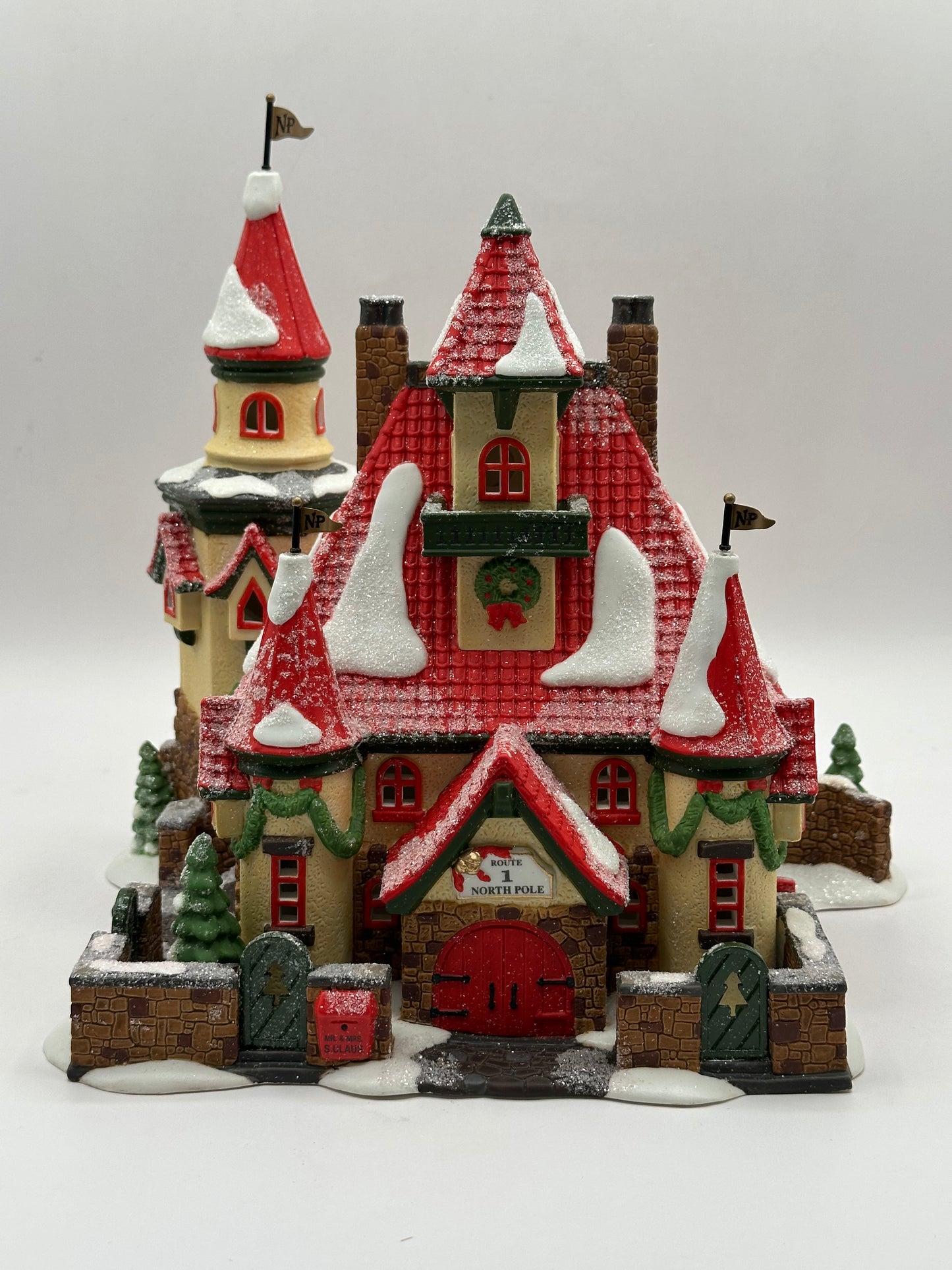 Department 56 - Route 1, North Pole, Home of Santa & Mrs. Claus - North Pole Series