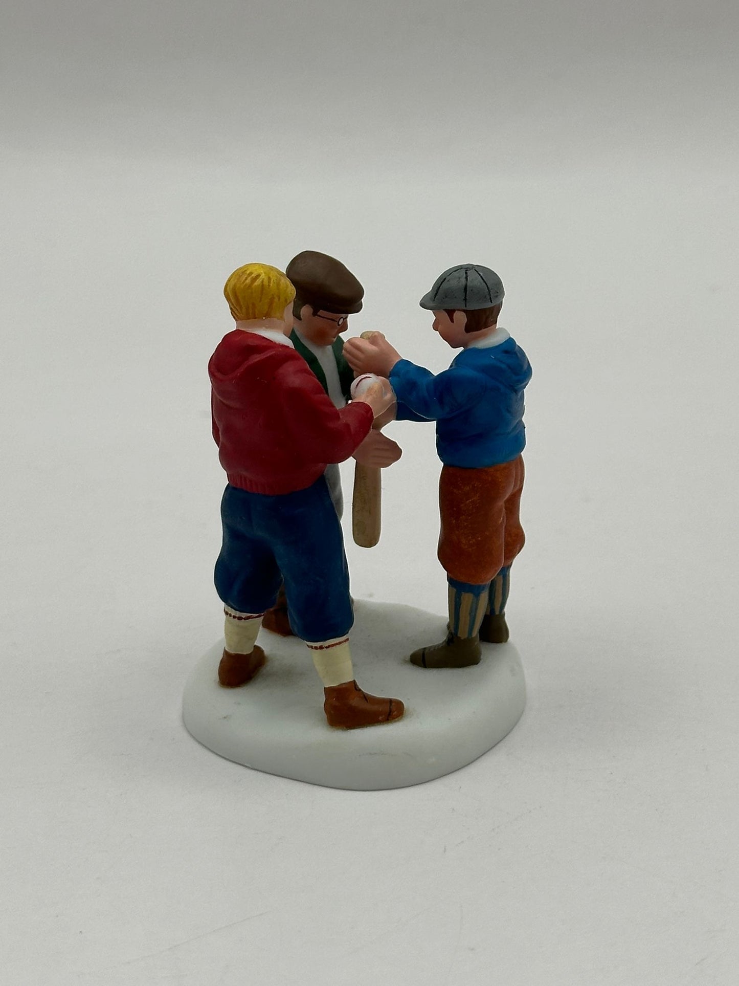 Department 56 - Choosing Rights - Christmas in the City