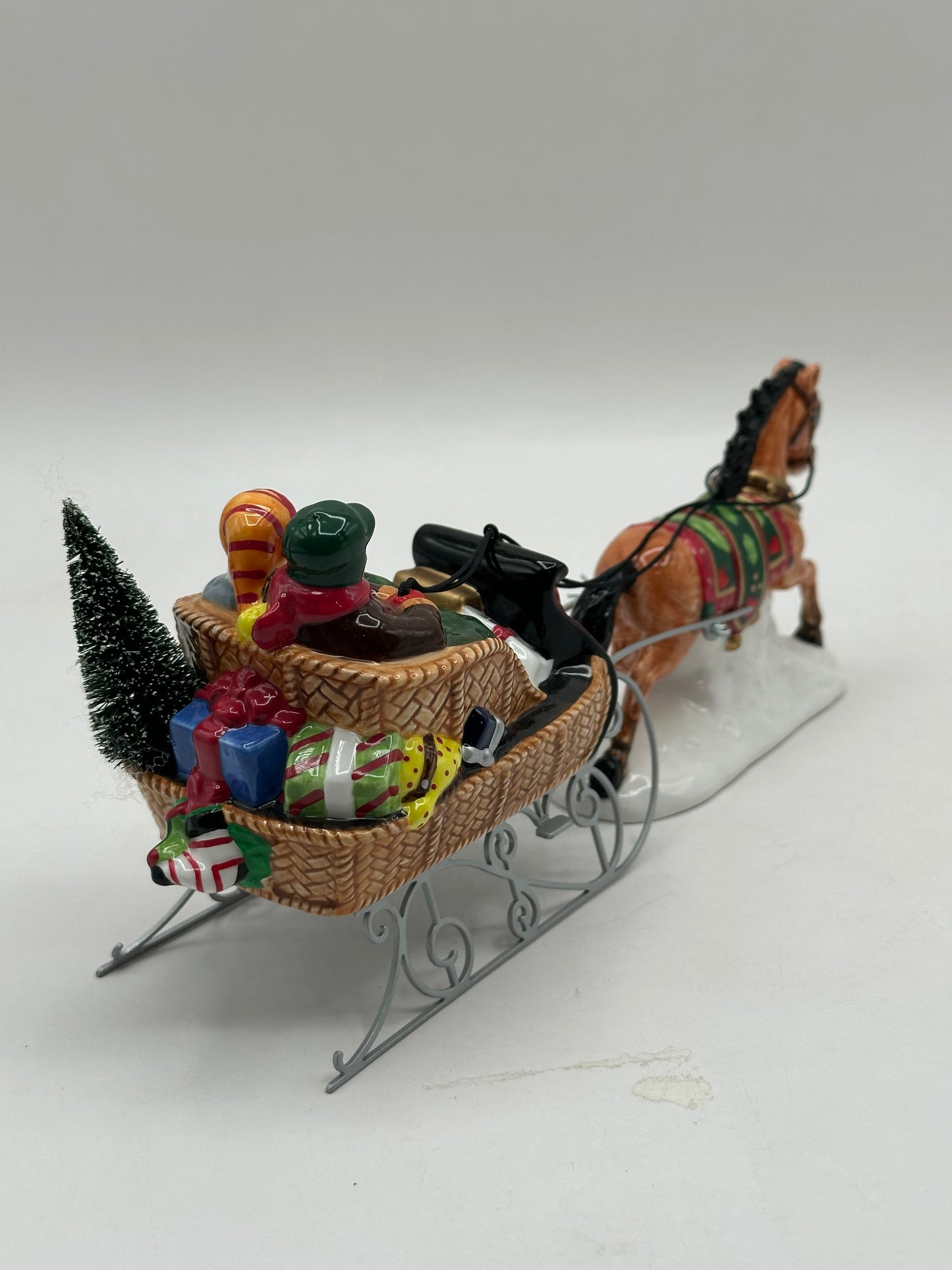 Department 56 - A Holiday Sleigh Ride Together - Original Snow Village