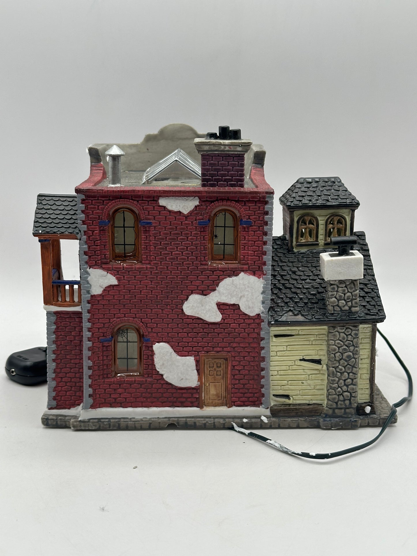 Lemax Spooky Town  - Dragon’s Breath Costume Shop