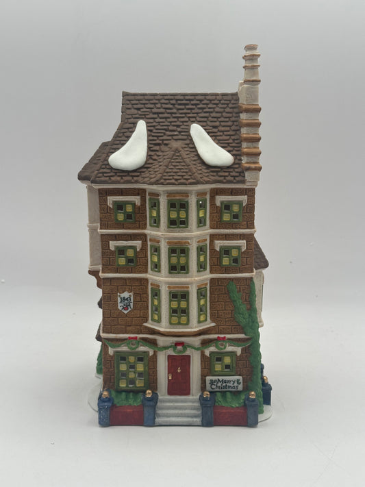 Department 56 - Nephew Fred’s Flat - Dickens’ Village