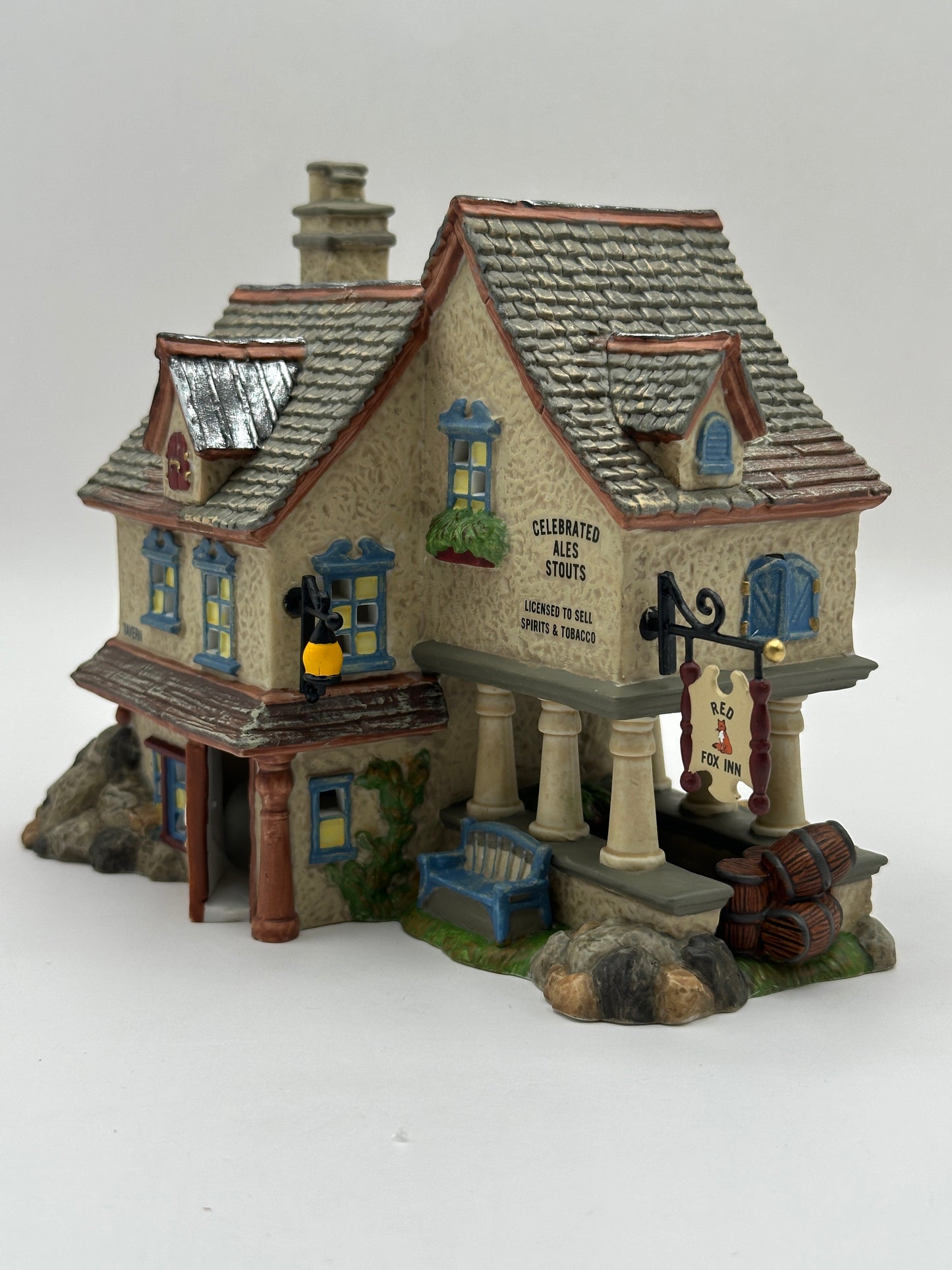 Department 56 - The Red Fox - New England Village