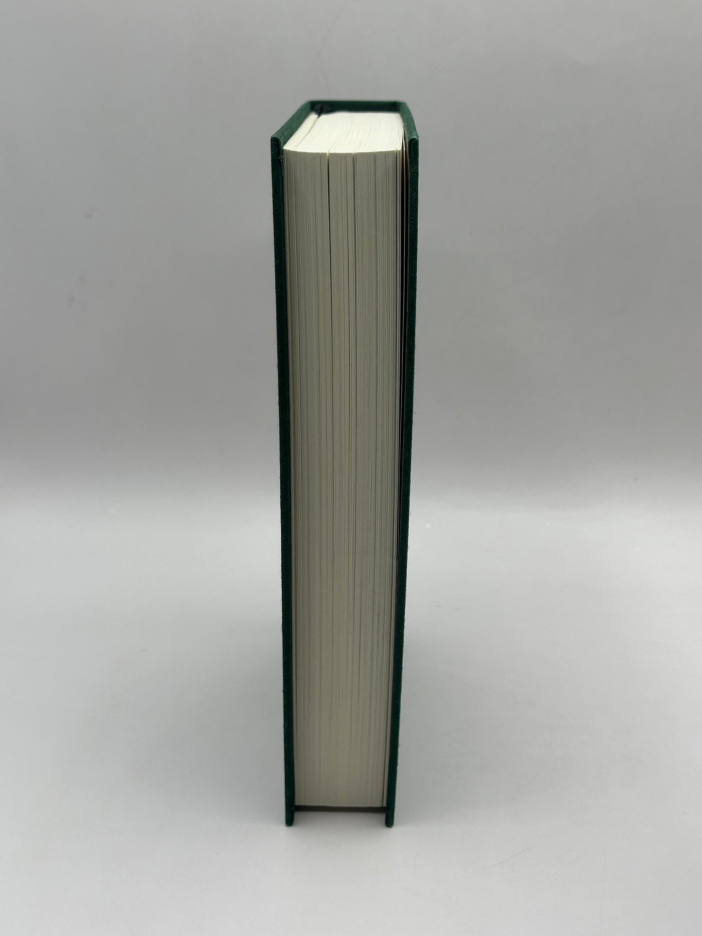 Department 56 - Great Expectations - Satis Manor - Literary Classics