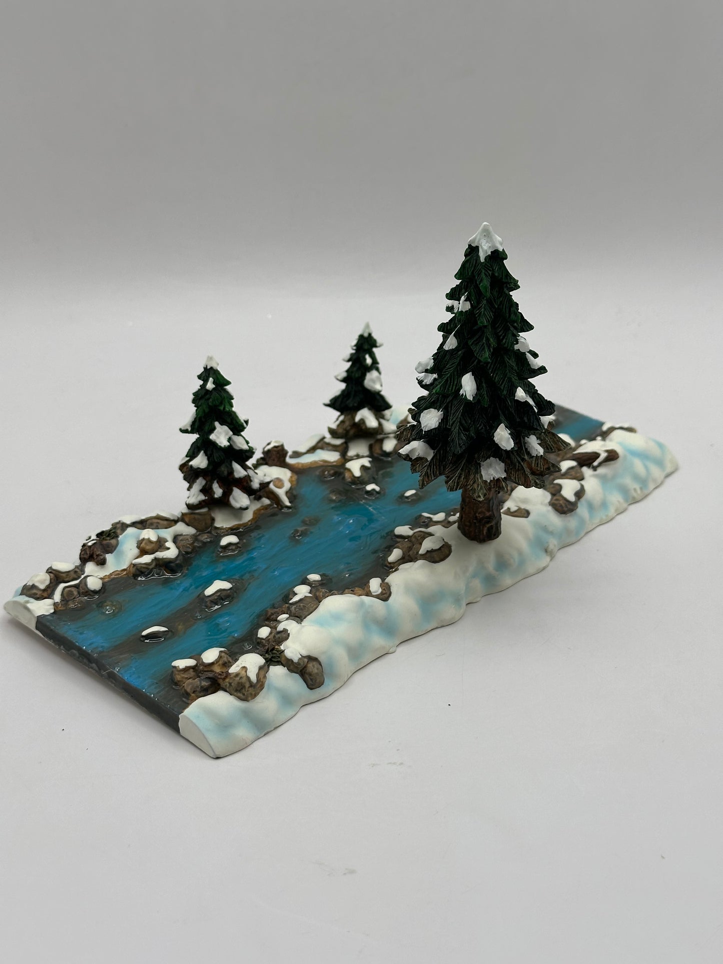 Department 56 - Mill Creek Straight Section - Village Accessories