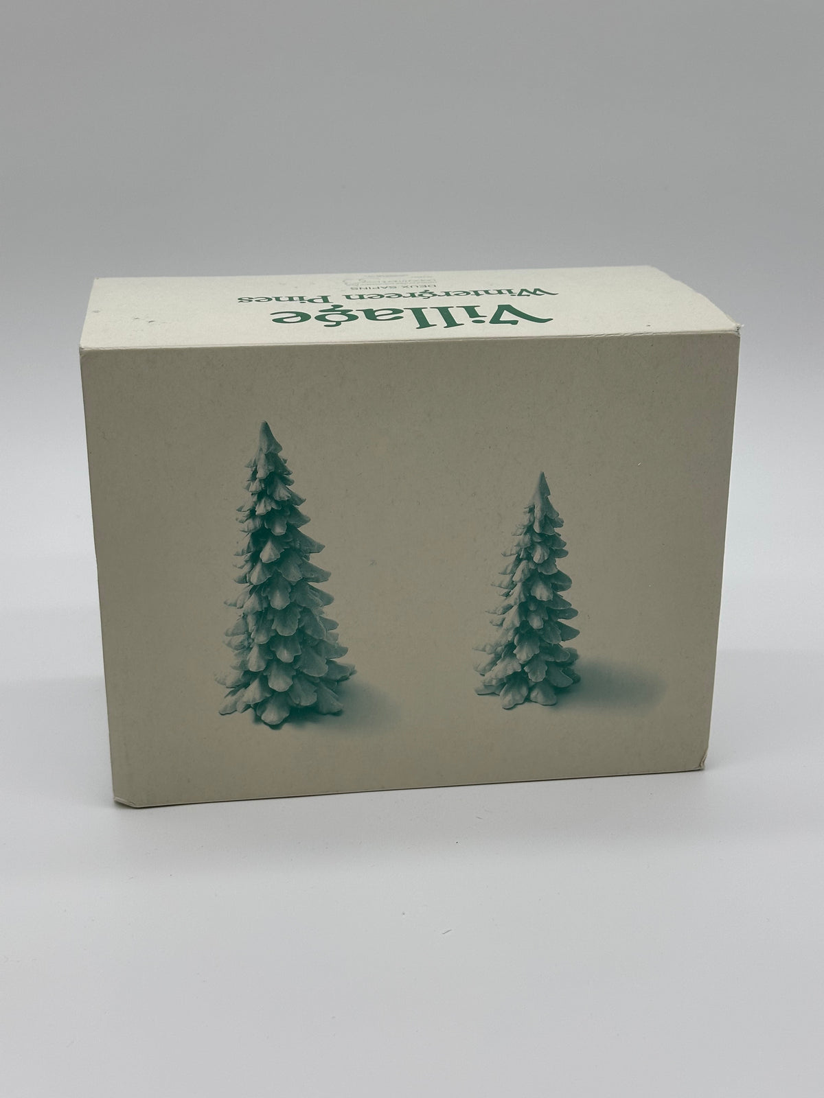 Department 56 - Wintergreen Pines - Village Accessories