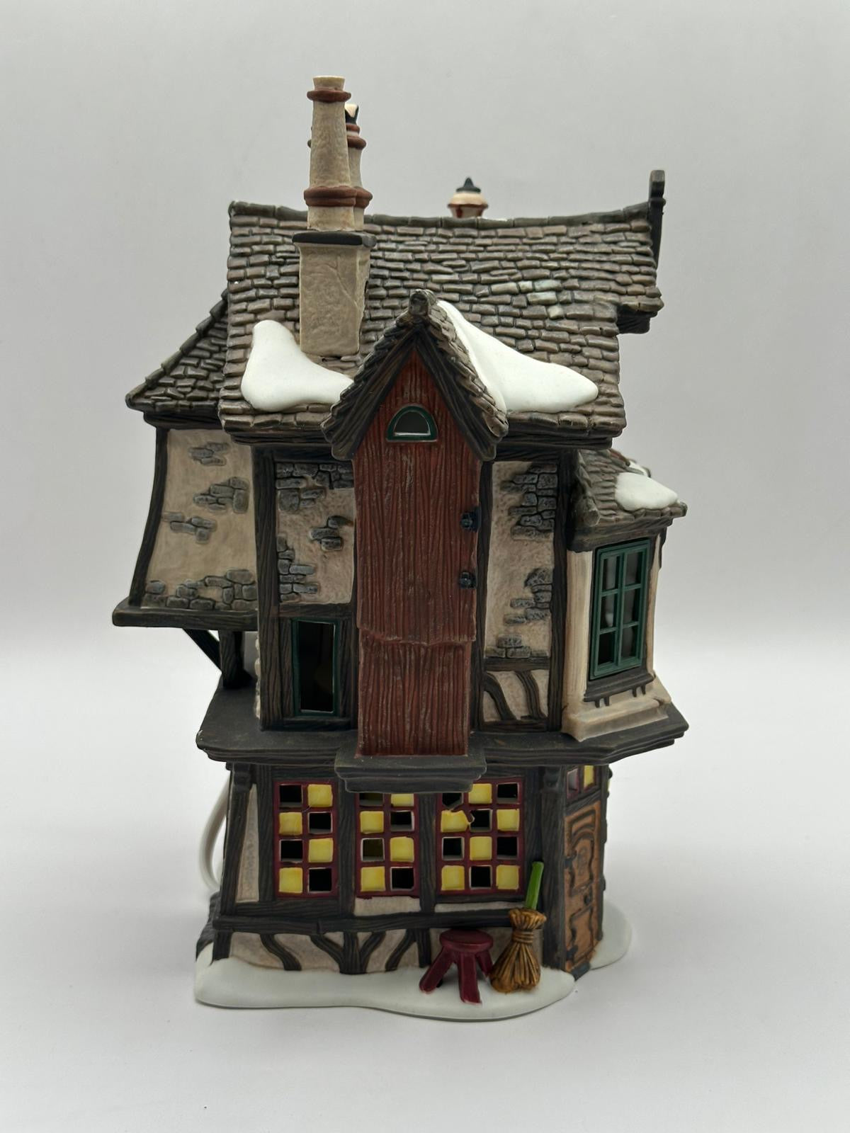 Department 56 - Ebenezer Scrooge's House - Dickens' Village