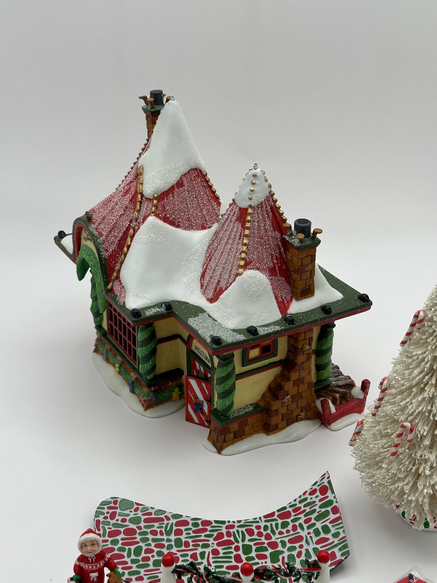 Department 56 - Santa’s Visiting Center - North Pole Series