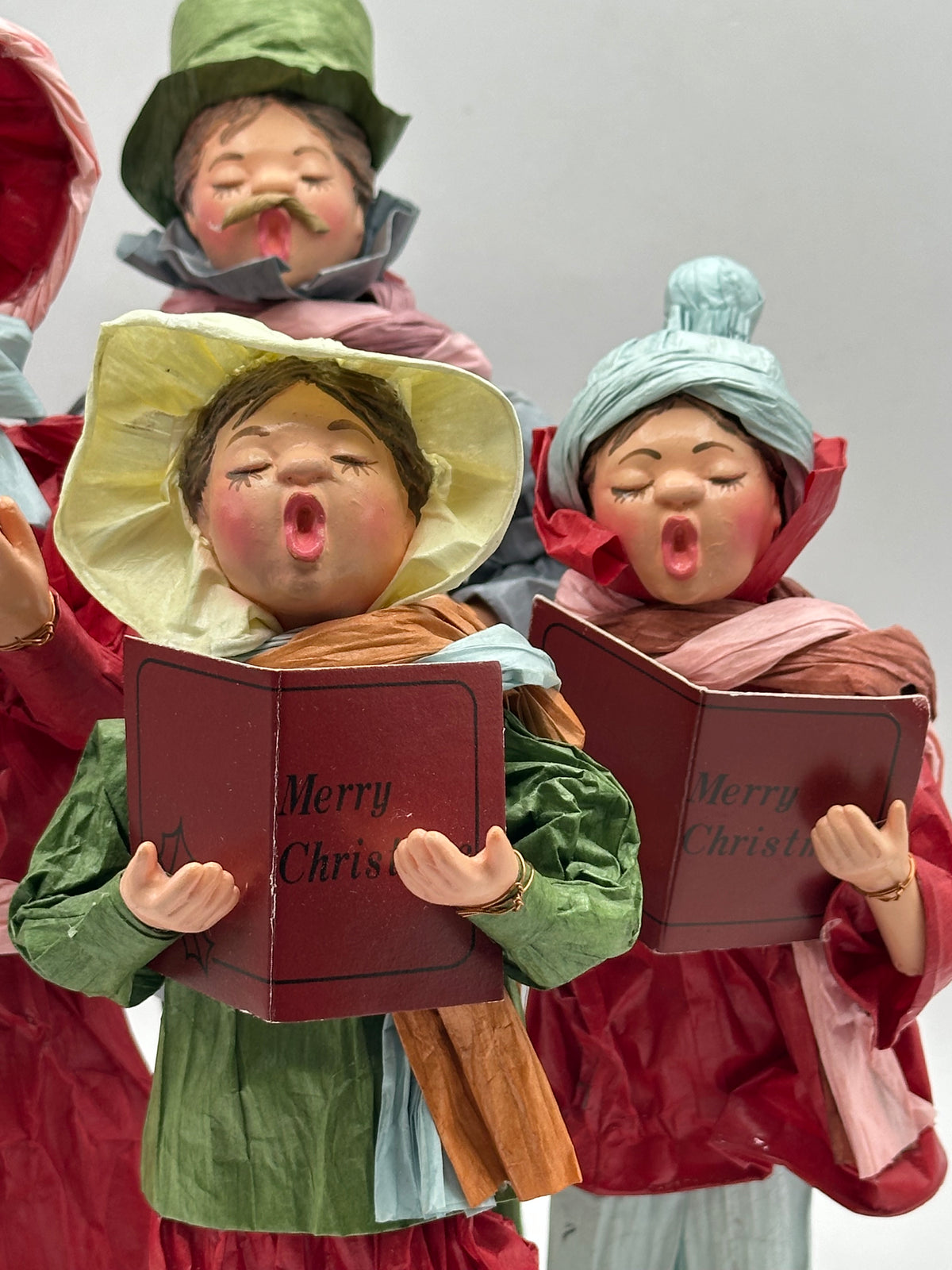 Vintage SAMECO Papier-Mâché Christmas Carolers, Set of 4