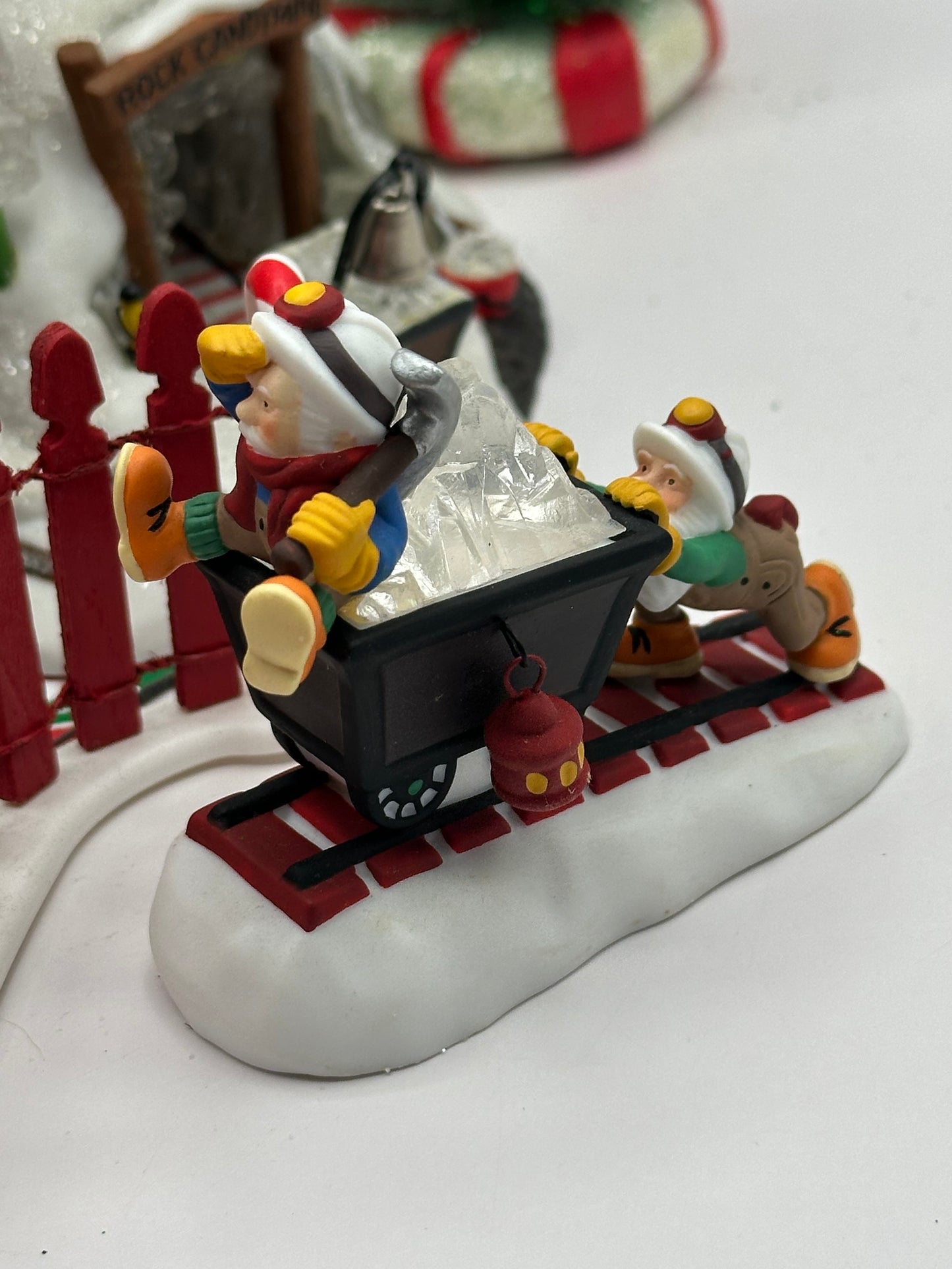 Dept 56 North Pole Sweet Rock Candy Co. Gift Set