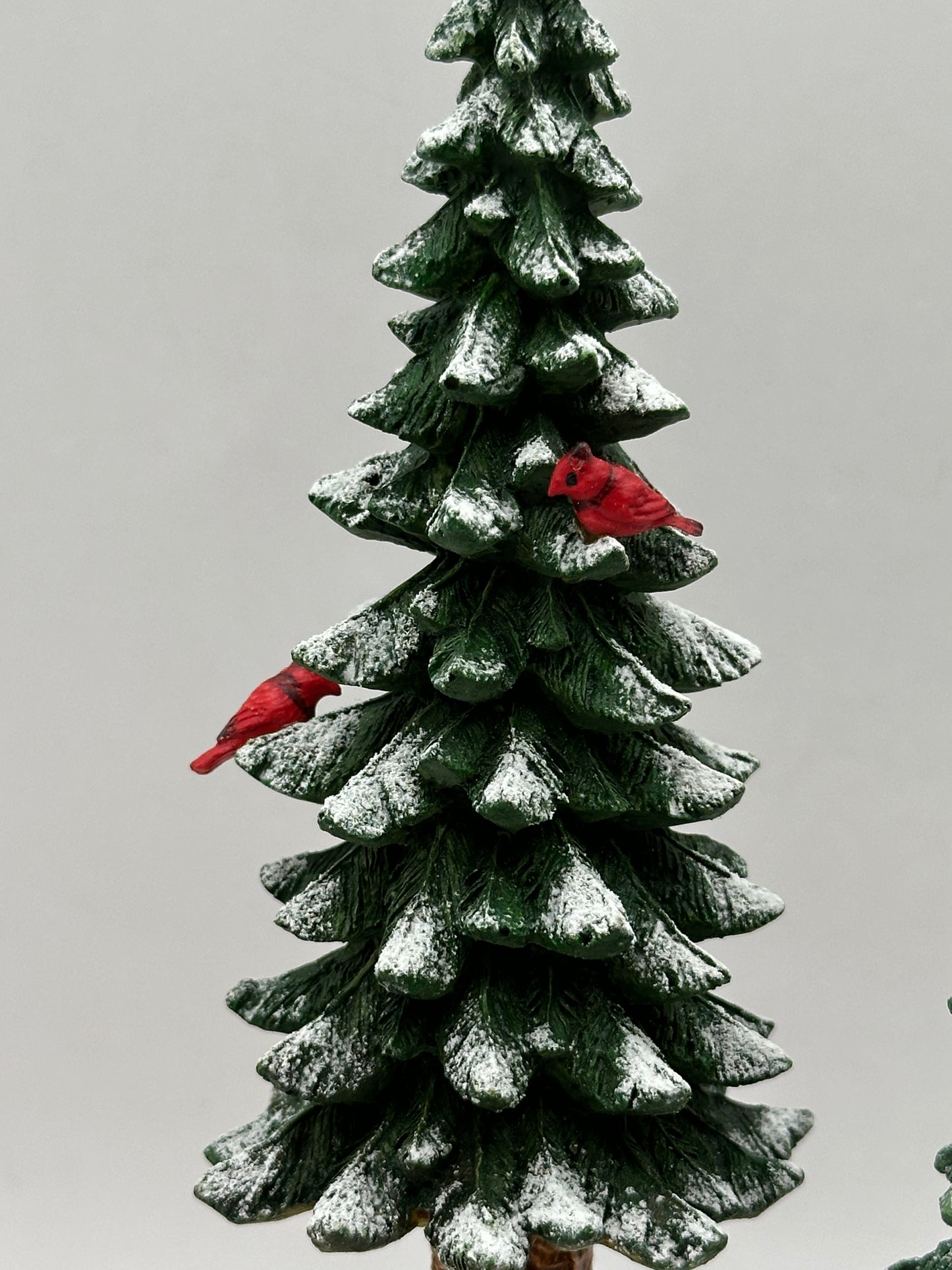 Department 56 - Village Towering Pines - Village Accessories