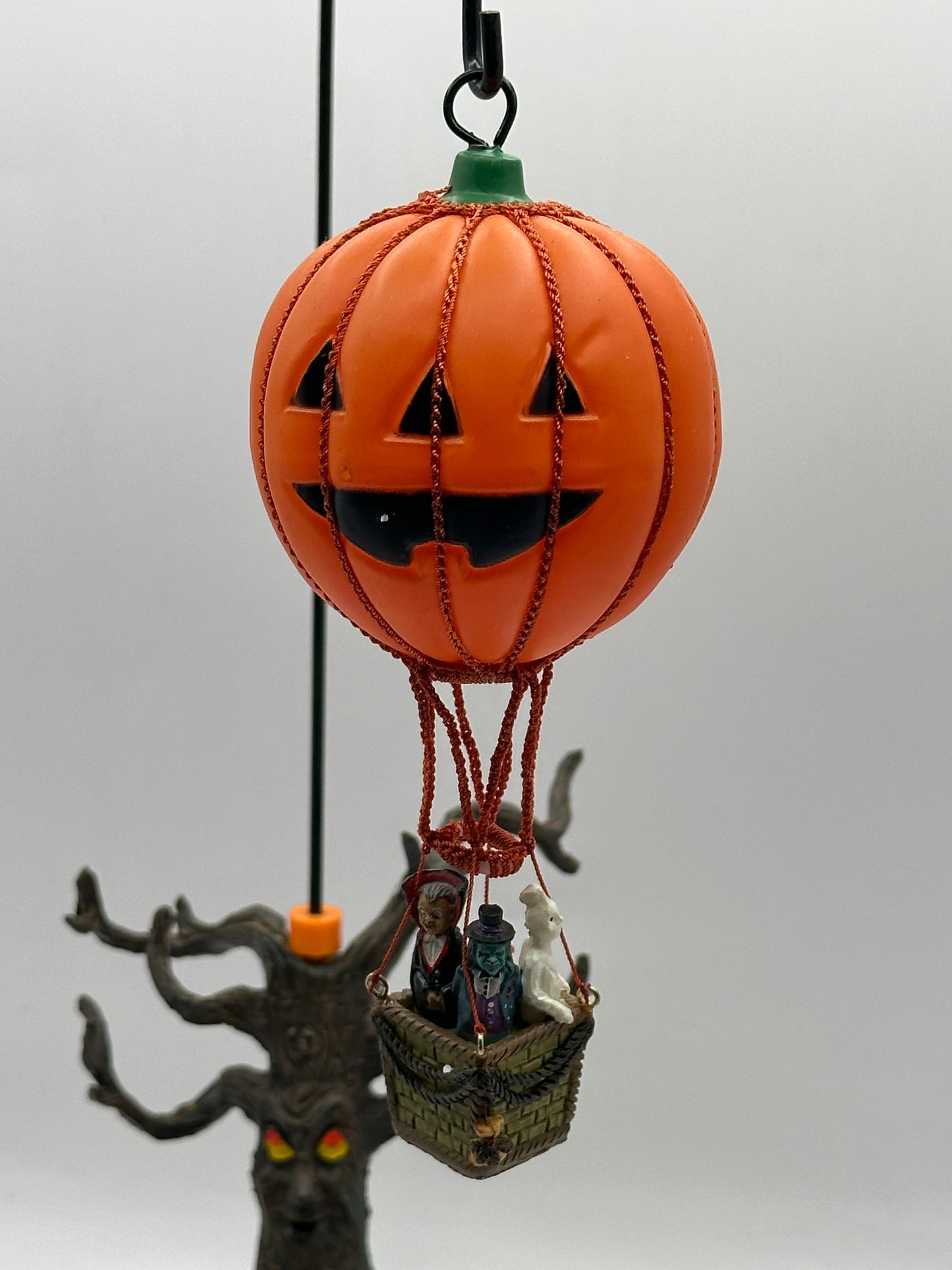 Lemax Spooky Town - My Boo!-Tiful Balloon