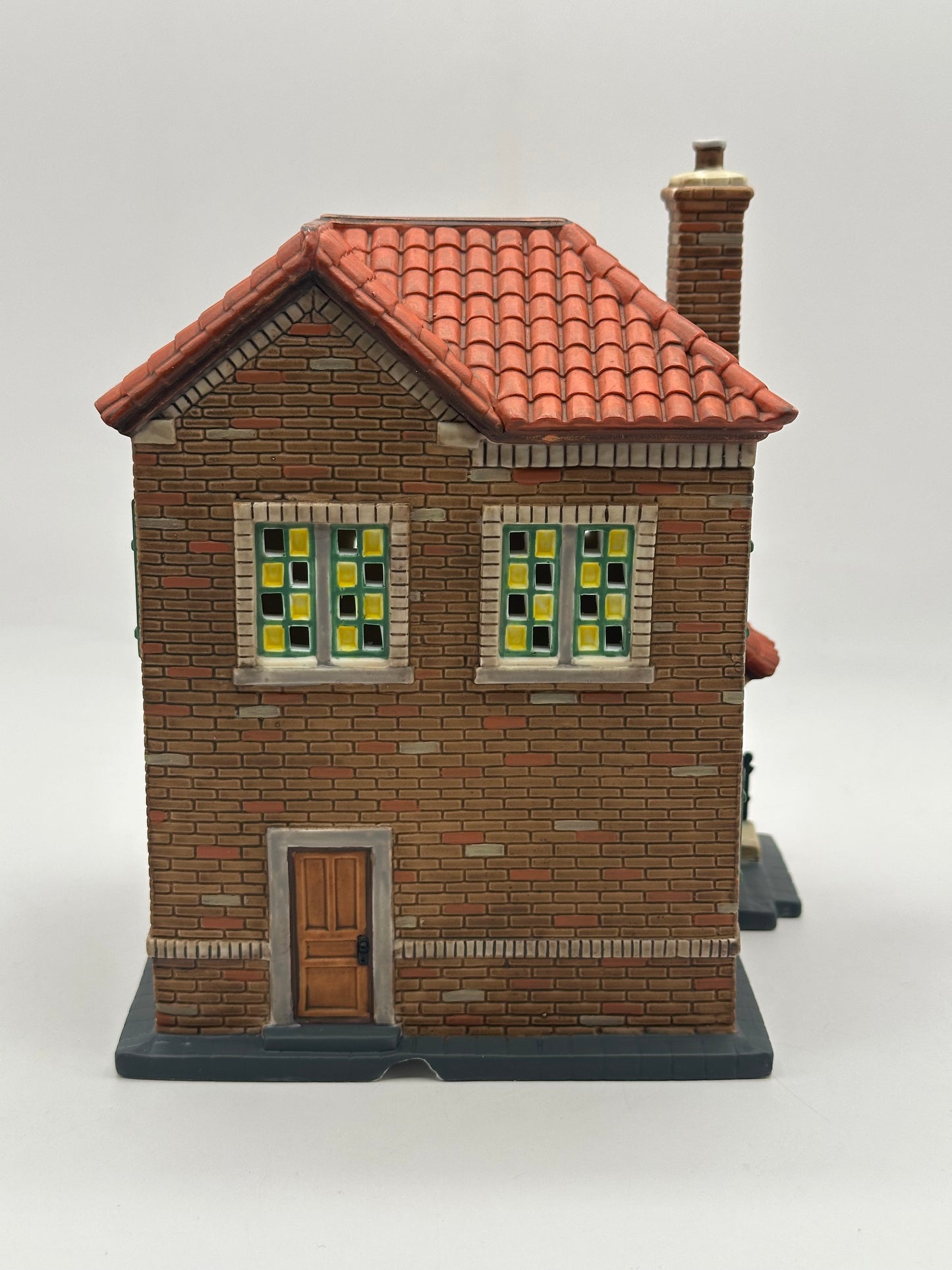 Department 56 – 1234 Four Seasons Parkway – Christmas in the City