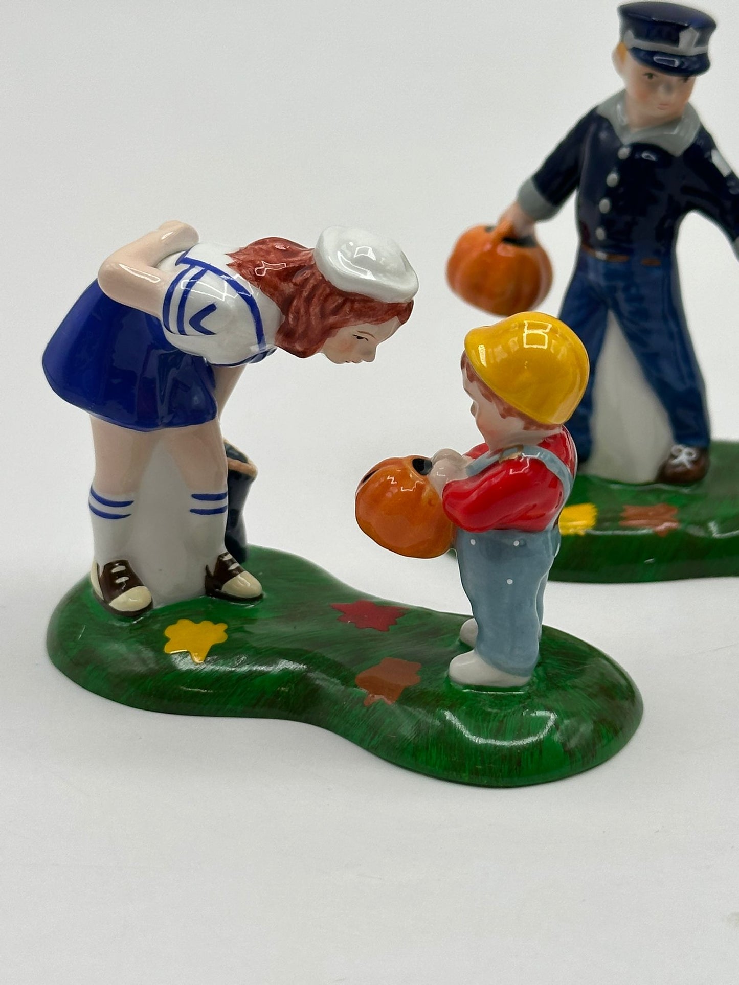 Department 56 - Halloween Kids - Snow Village Halloween