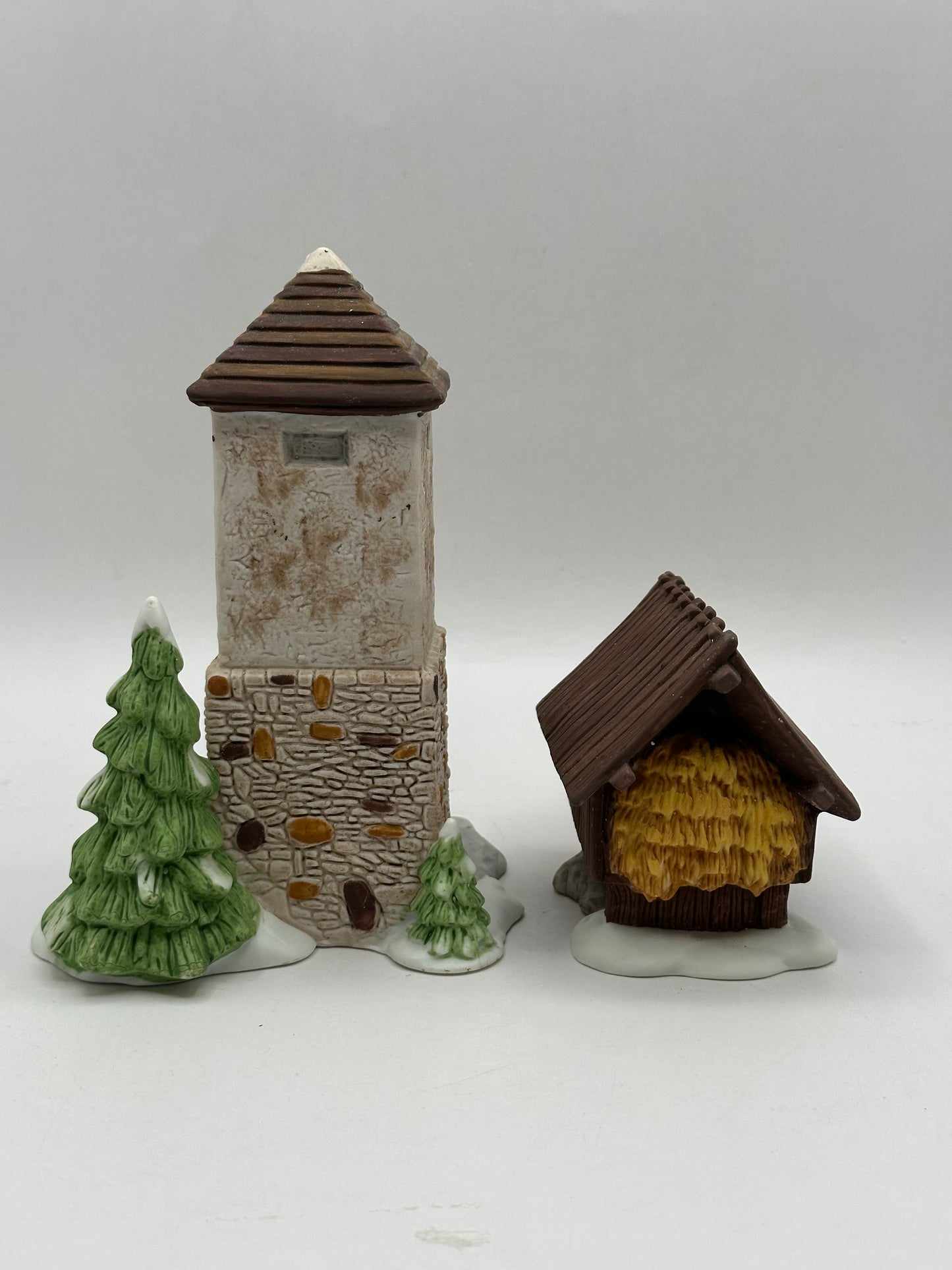 Department 56 - Silo and Hay Shed - New England Village