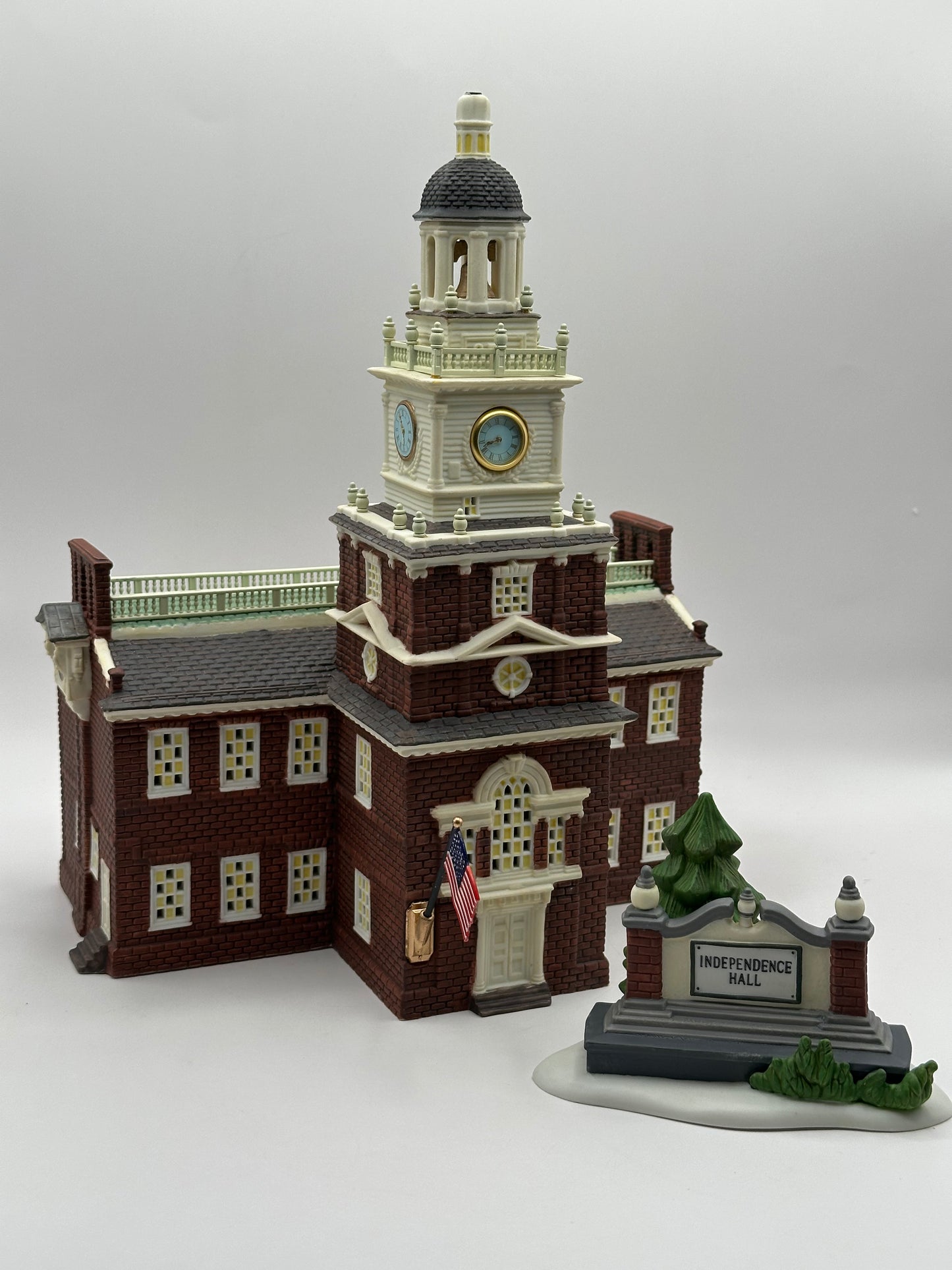 Department 56 - Independence Hall - Historical Landmark Series
