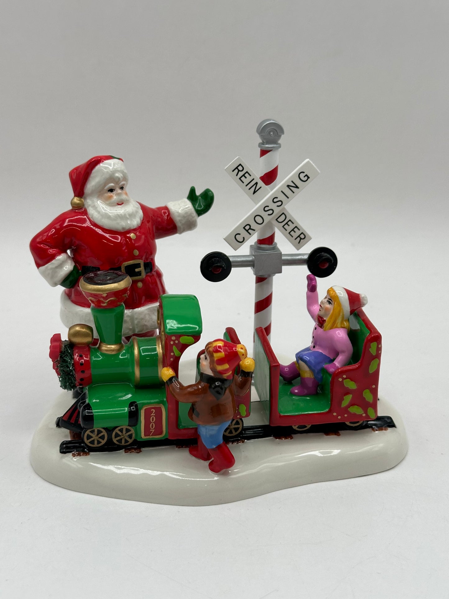 Department 56 - Santa Comes To Town 2007 - Original Snow Village