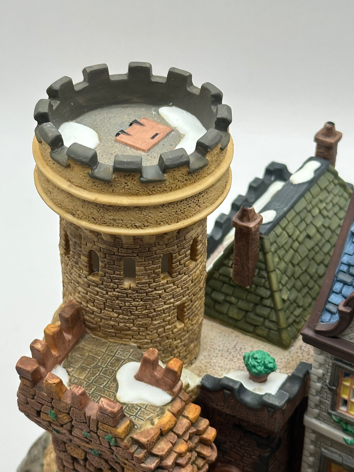 Department 56 - Sheffield Manor - Dickens’ Village