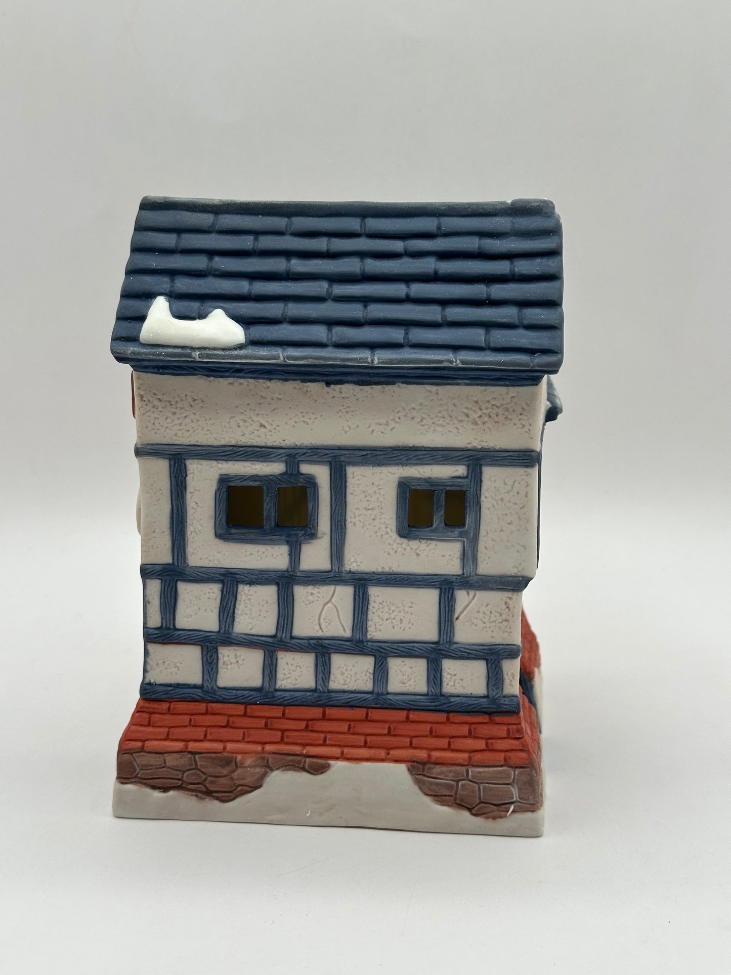 Department 56 - Jones & Co. Brush & Basket Shop - Dickens' Village