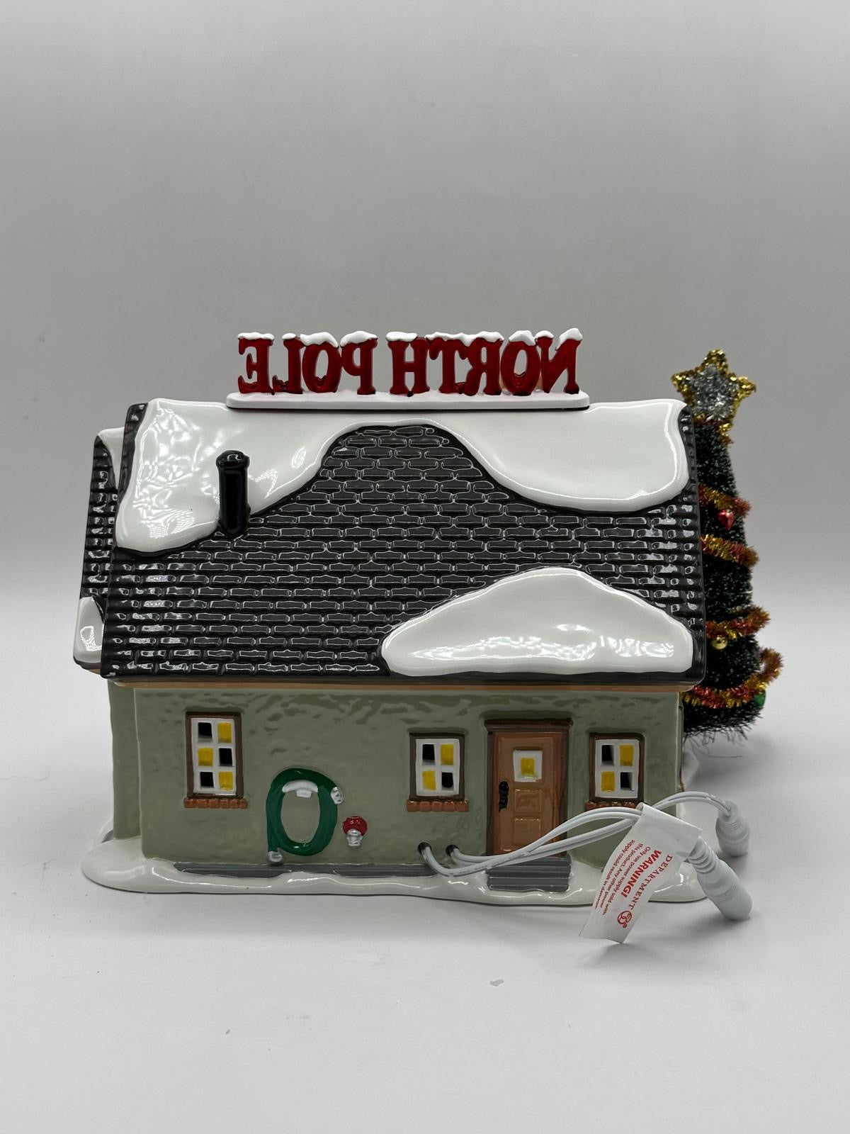 Department 56 - The North Pole House (Christmas Lane) - Original Snow Village