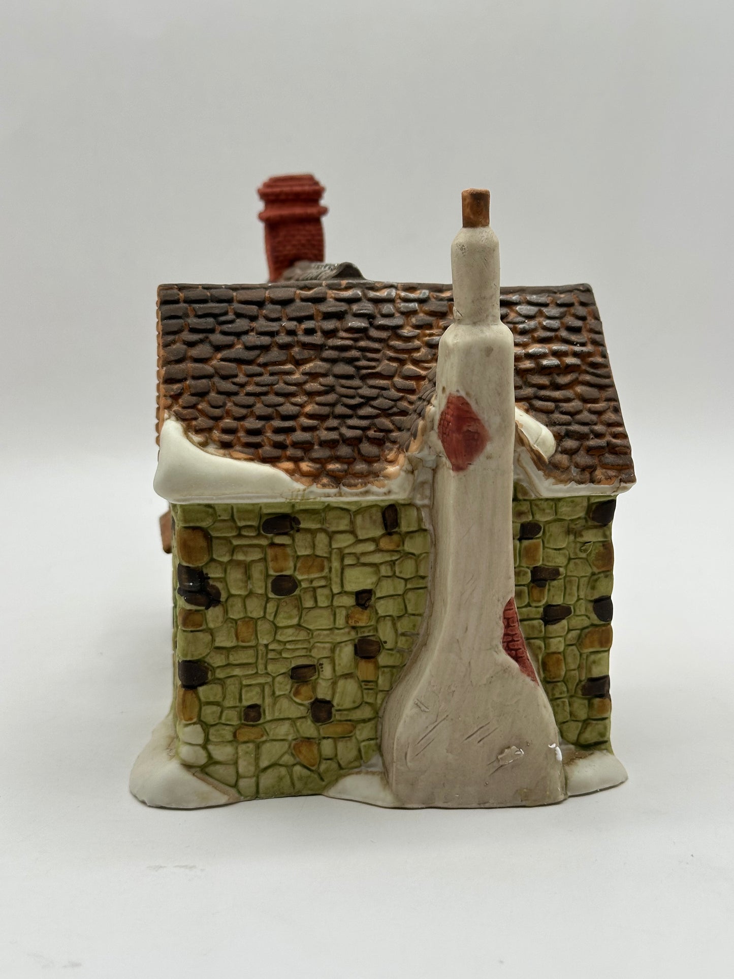 Department 56 - Dickens' Village Cottage (Stone) - Dickens' Village