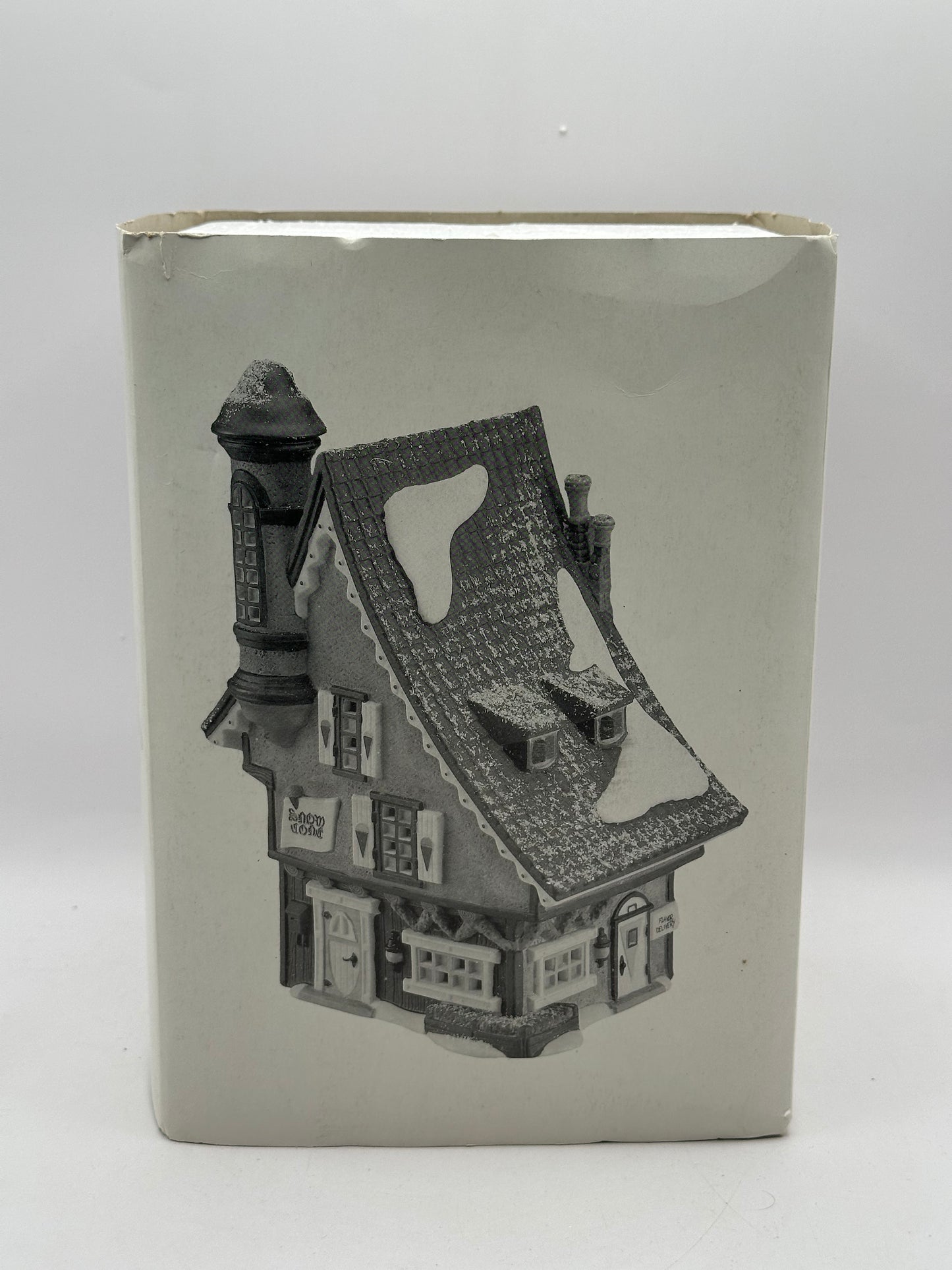 Department 56 - Elfin Snow Cone Works - North Pole Series