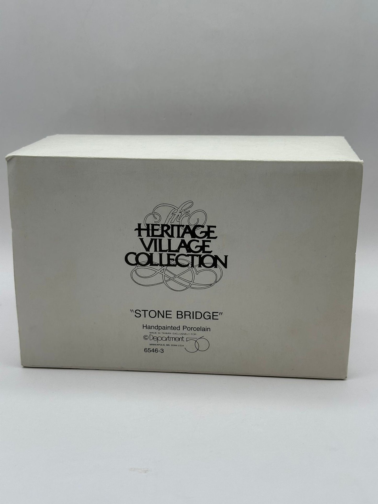 Department 56 - Stone Bridge - Dickens' Village