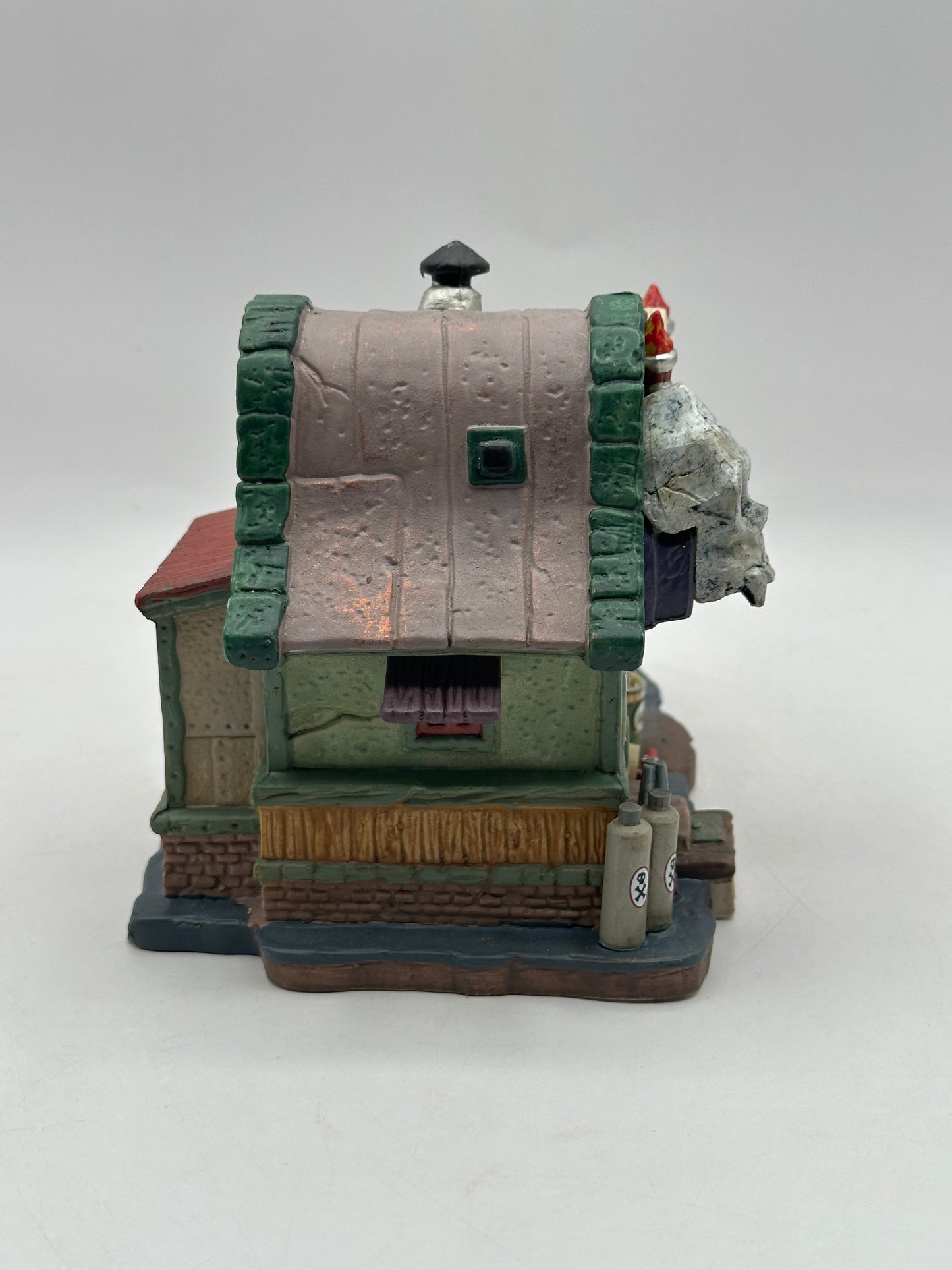 Lemax Spooky Town - Monster Hunting Supplies