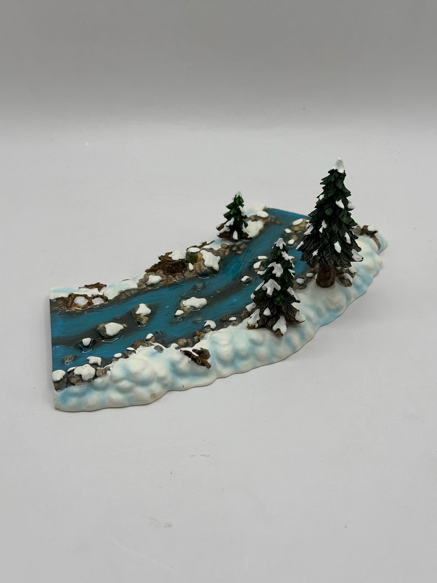 Department 56 - Mill Creek Curved Section - Village Accessories
