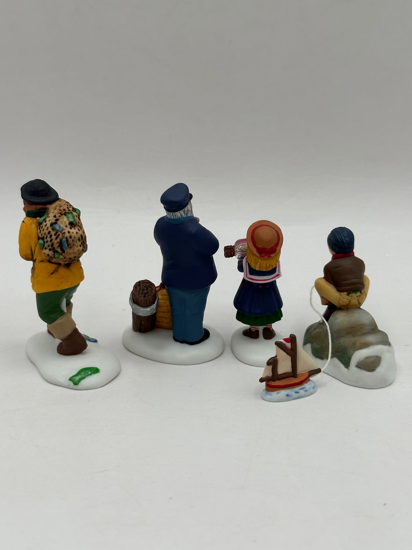 Department 56 - Sea Captain and His Mates - New England Village