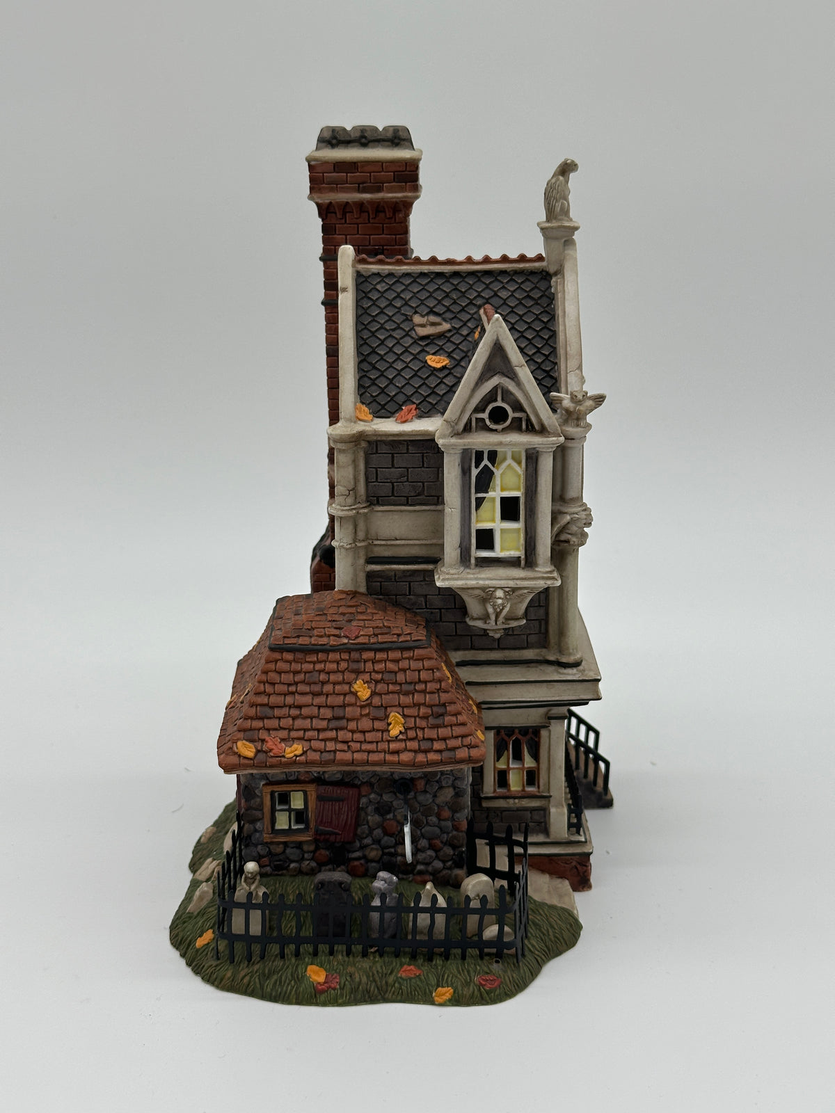 Department 56 - Mordecai Mould Undertaker - Dickens' Village (All Hallows' Eve)