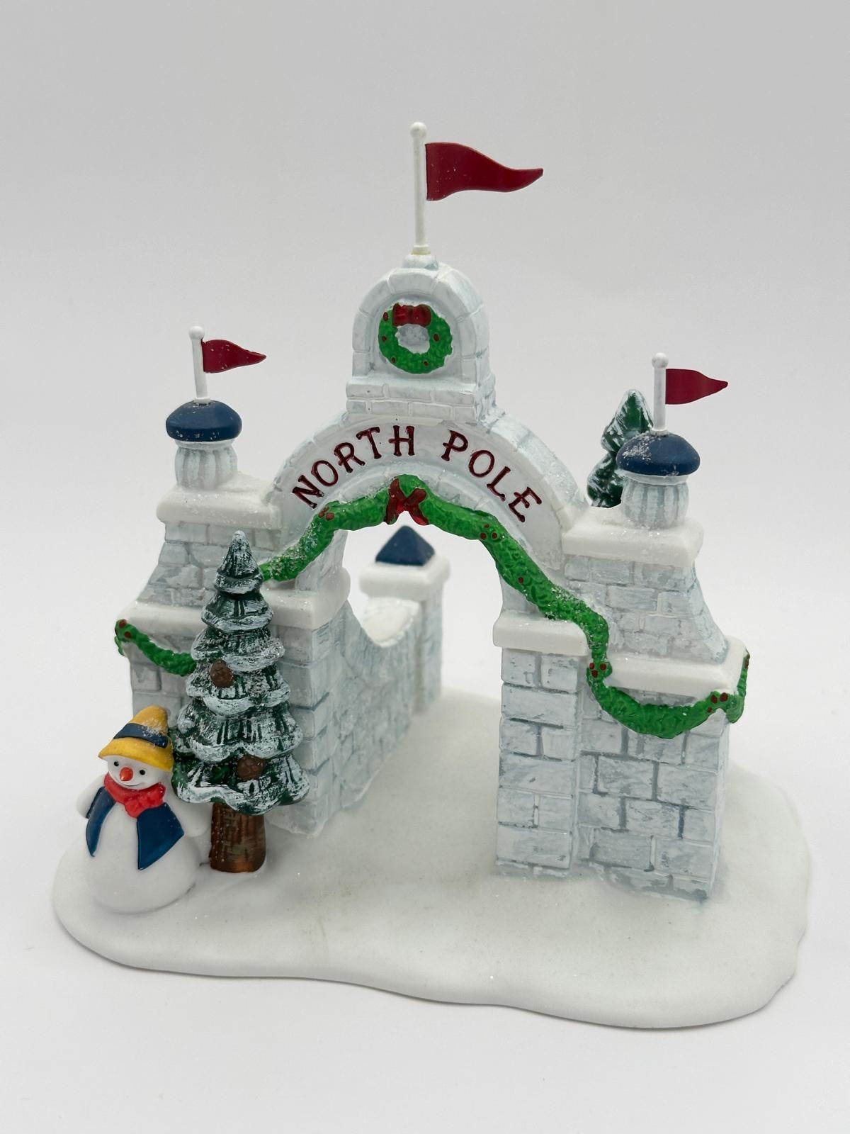 Department 56 - North Pole Gate - North Pole Series