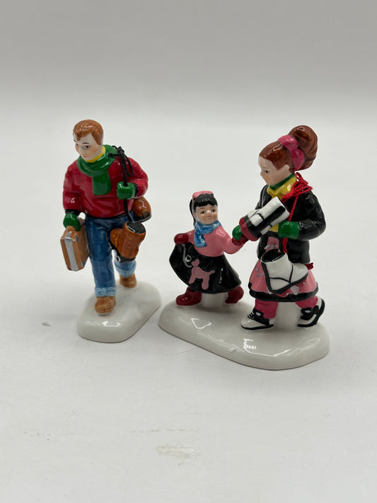 Department 56 - Everybody Goes Skating At Rollerama - Original Snow Village