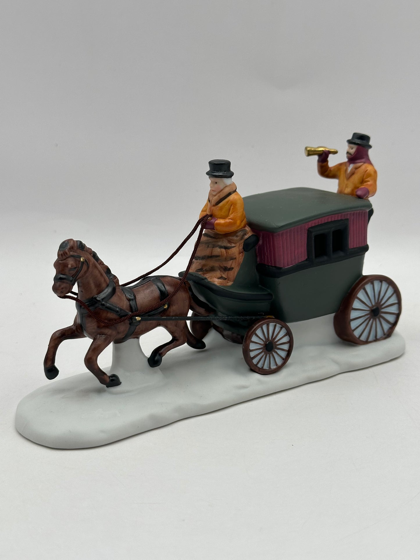 Department 56 - Dover Coach - Dickens' Village