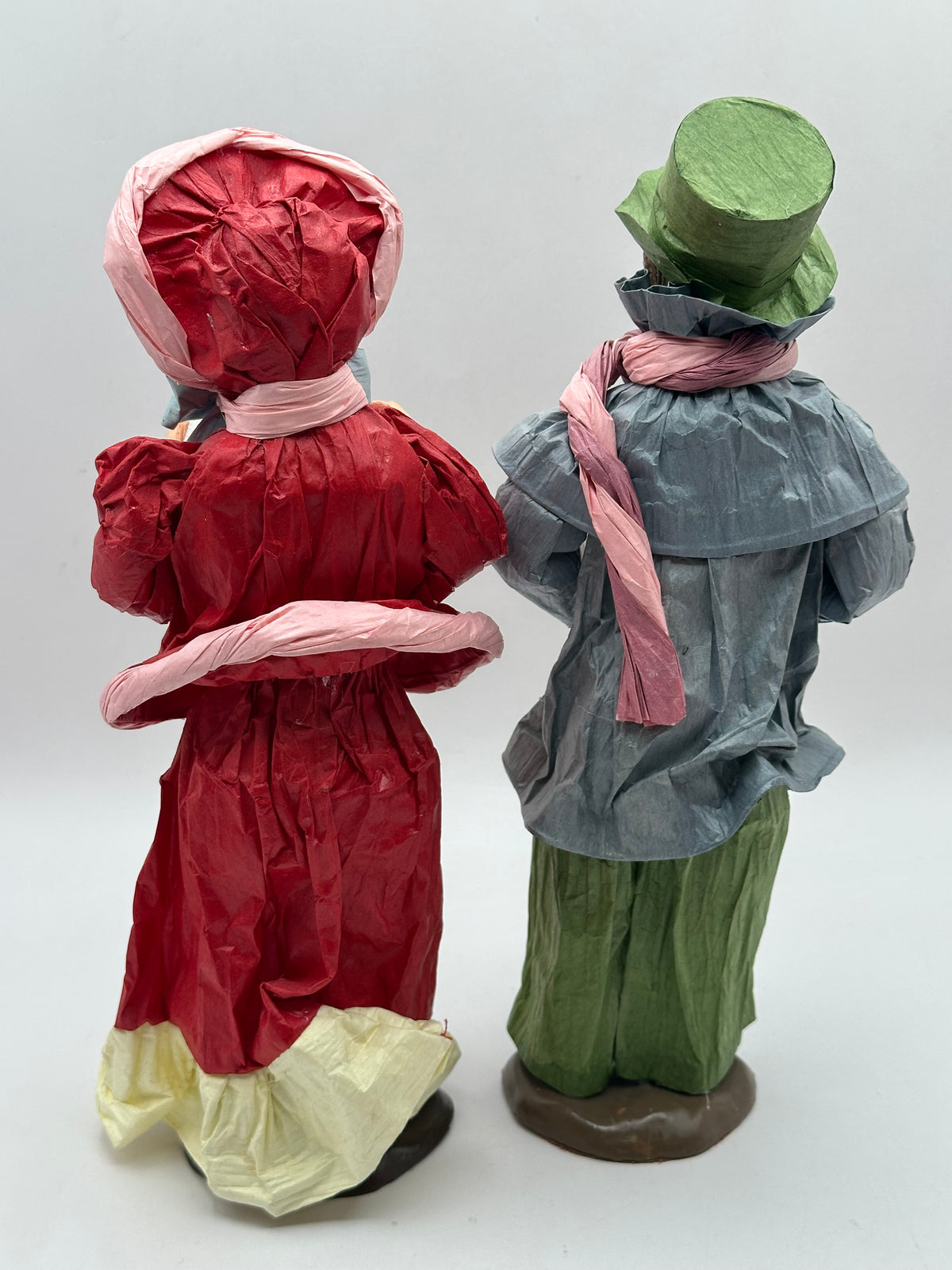 Vintage SAMECO Papier-Mâché Christmas Carolers, Set of 4