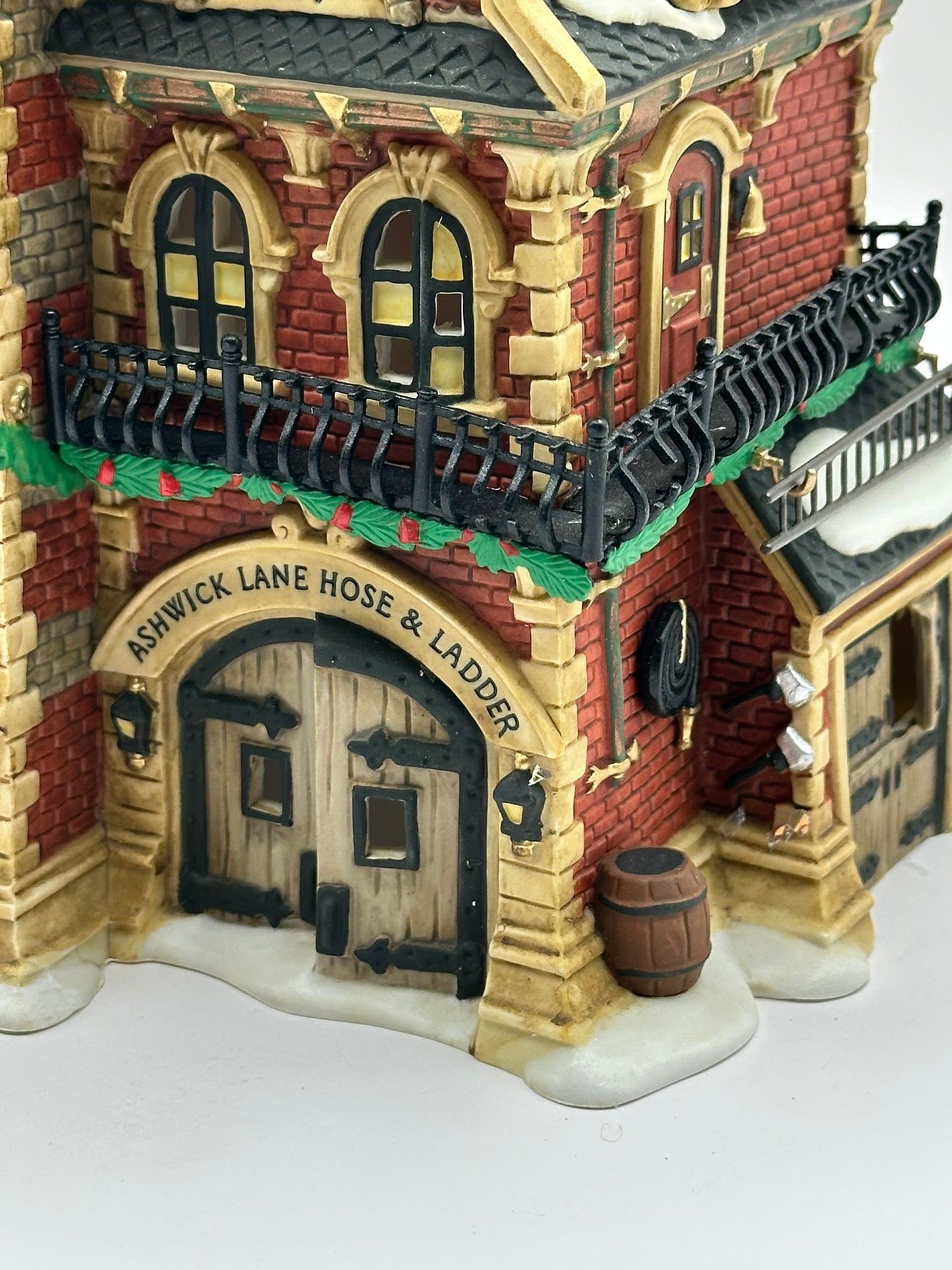 Department 56 - Ashwick Lane Hose & Ladder - Dickens' Village