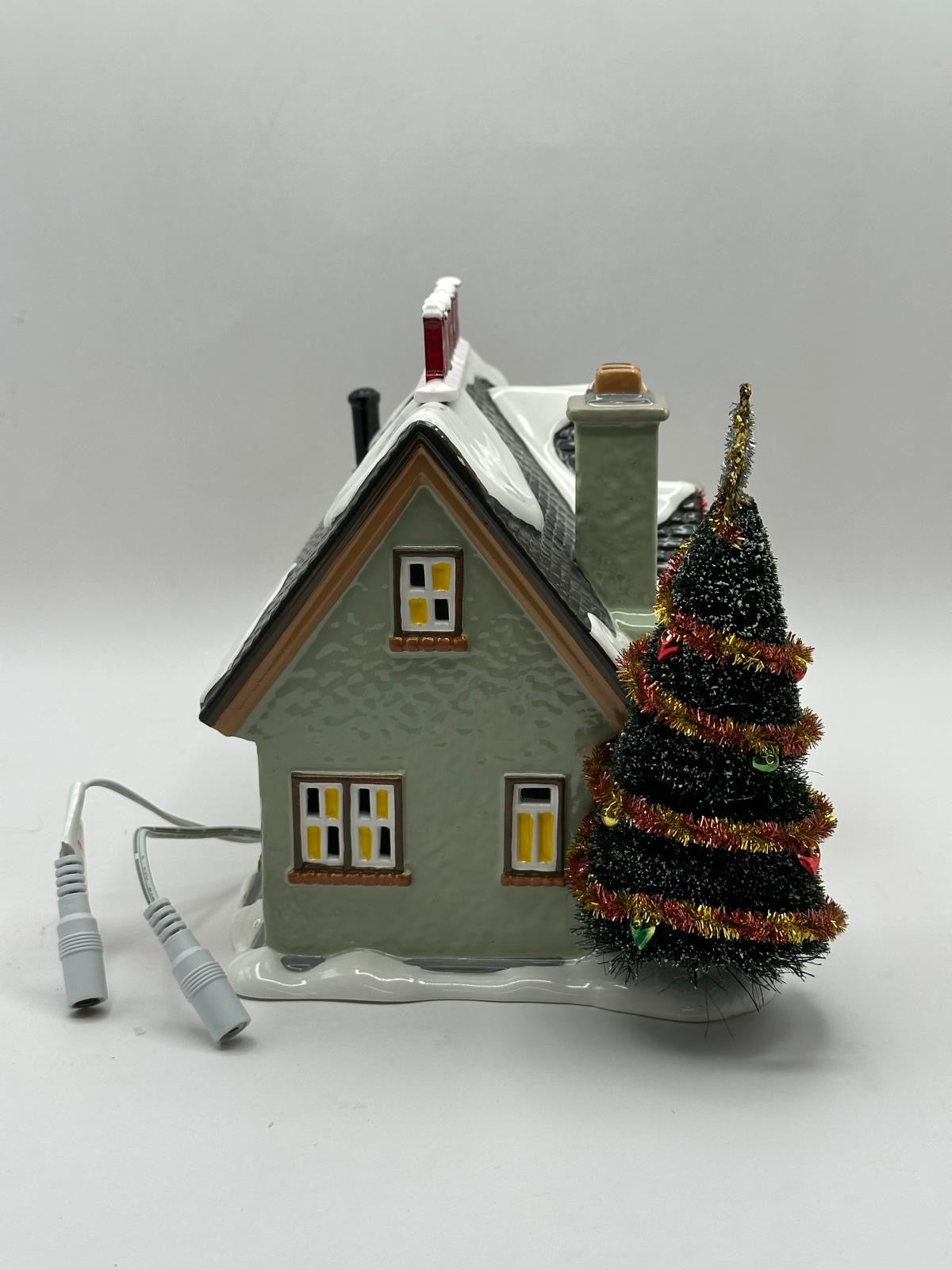 Department 56 - The North Pole House (Christmas Lane) - Original Snow Village