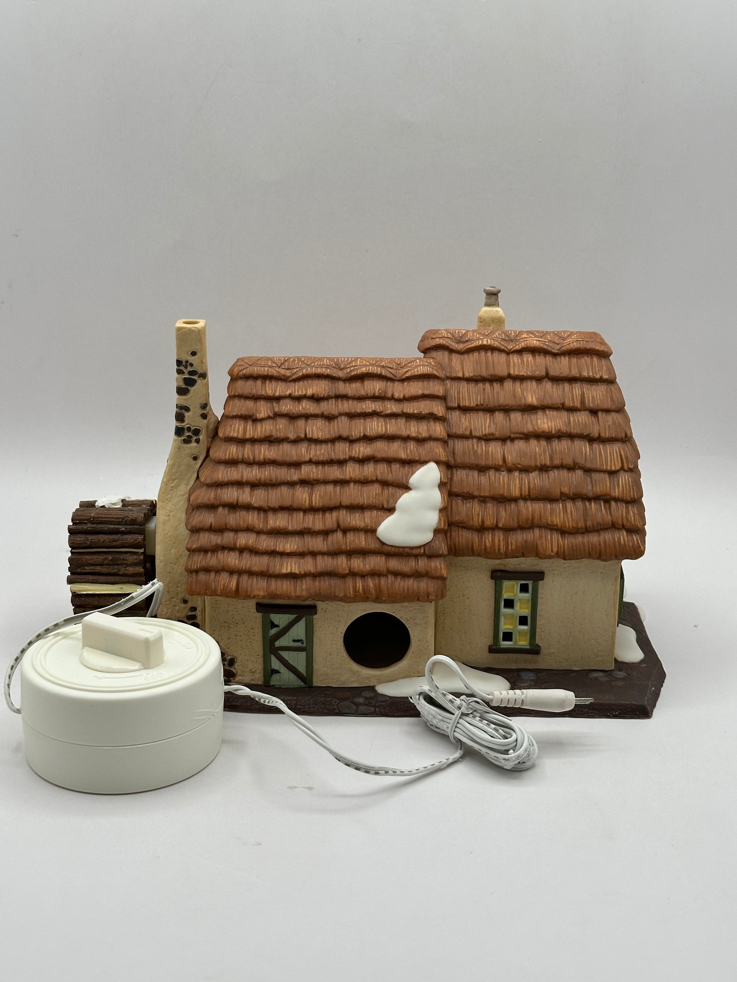 Department 56 - The Christmas Carol  Cottage - Dickens’ Village