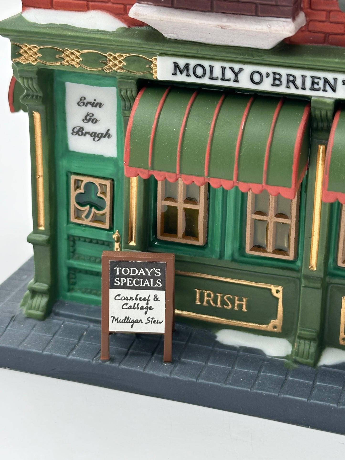 Department 56 - Molly O'Brien's Irish Pub - Christmas in the City