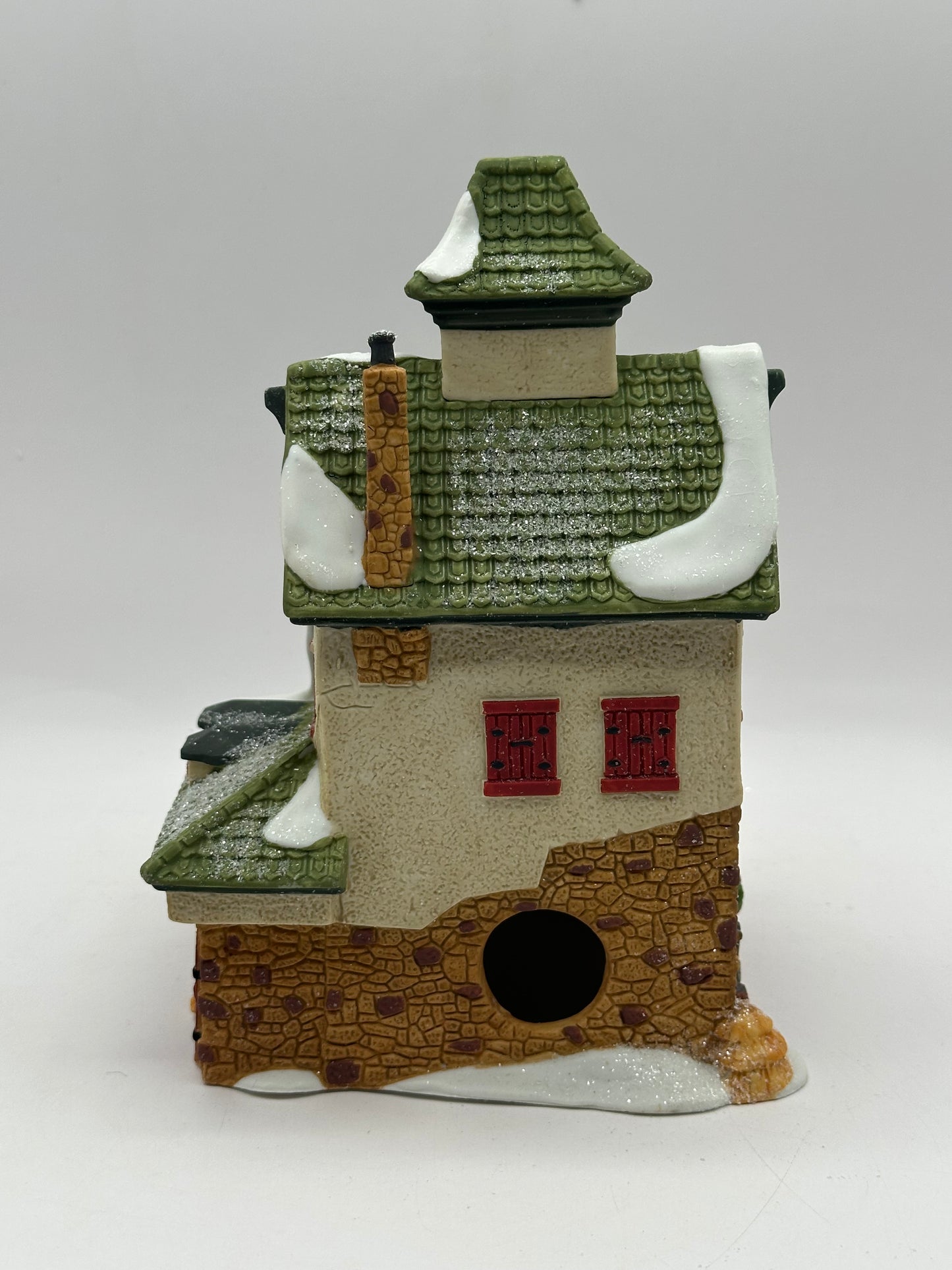 Department 56 - Reindeer Barn - North Pole Series