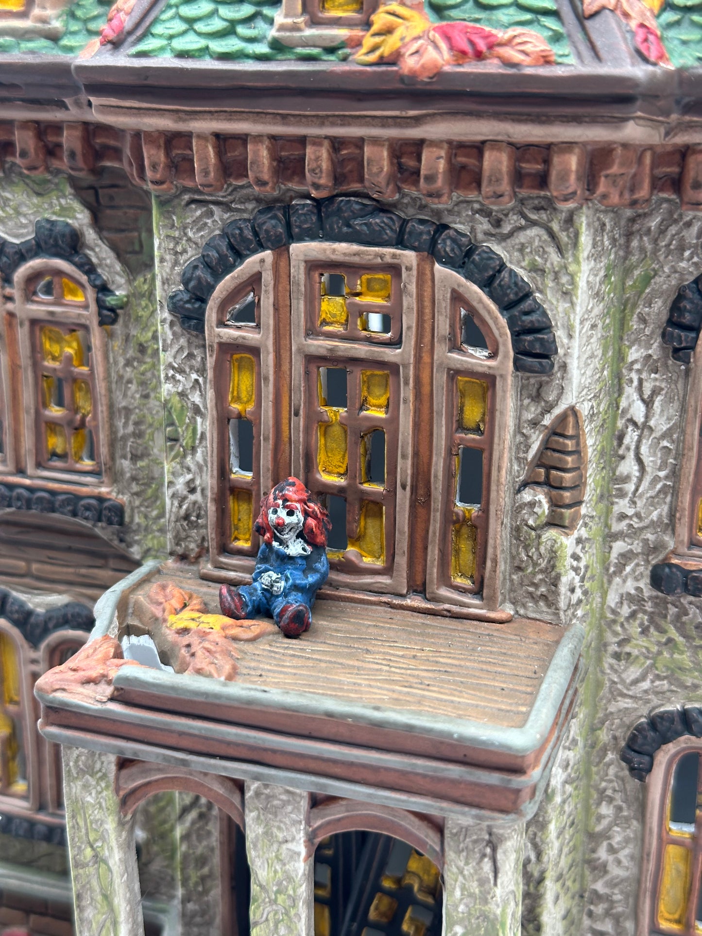 Department 56 - Last Laugh Asylum - Snow Village Halloween