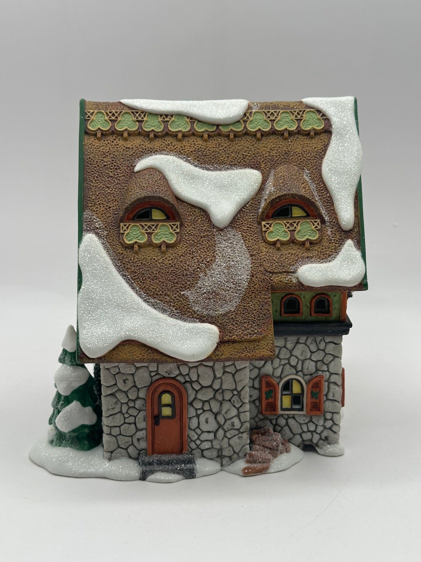 Department 56 - McElfin’s Irish Restaurant & Gifts - North Pole Series