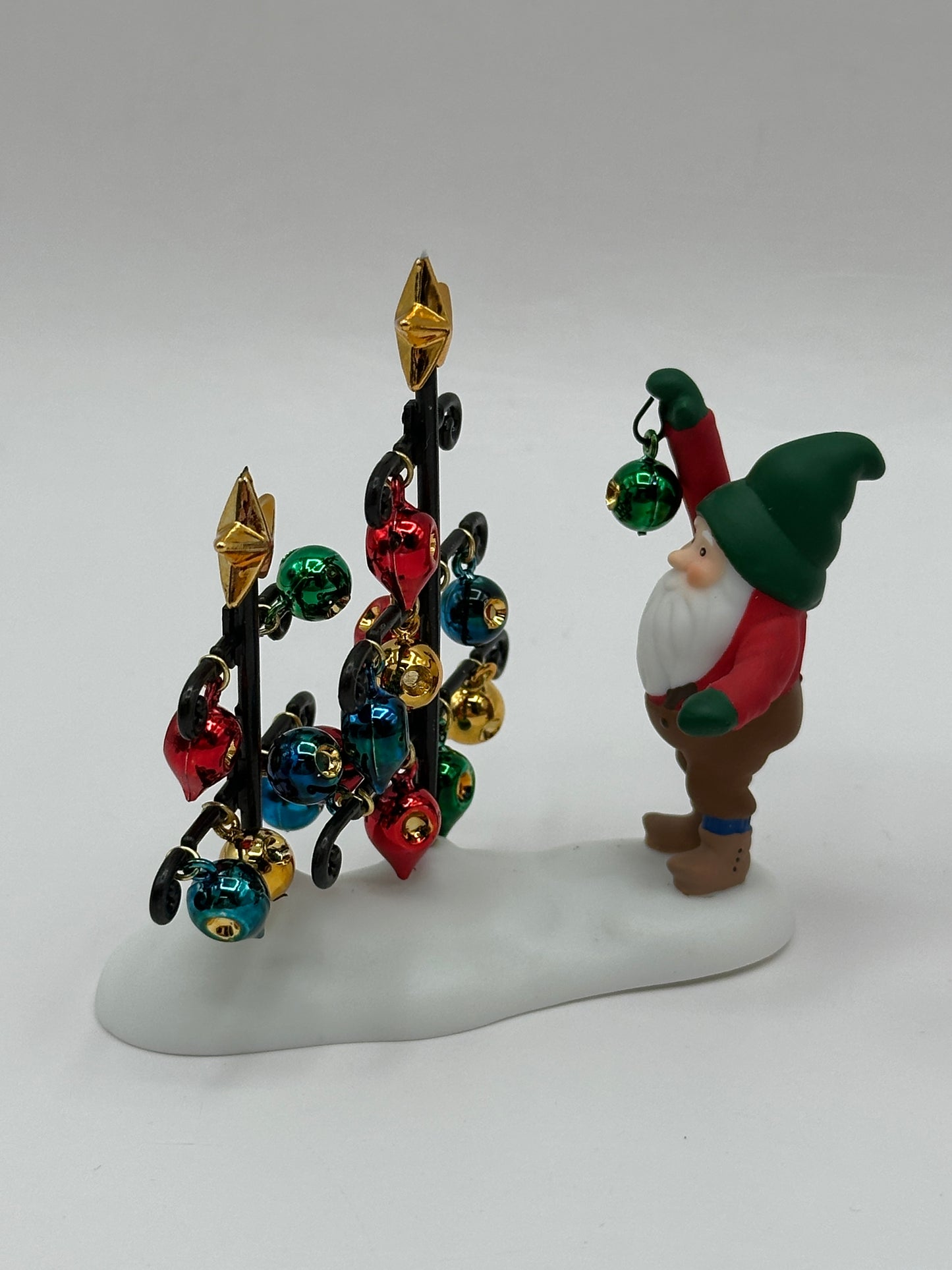 Department 56 - Don't Break The Ornaments - North Pole Series