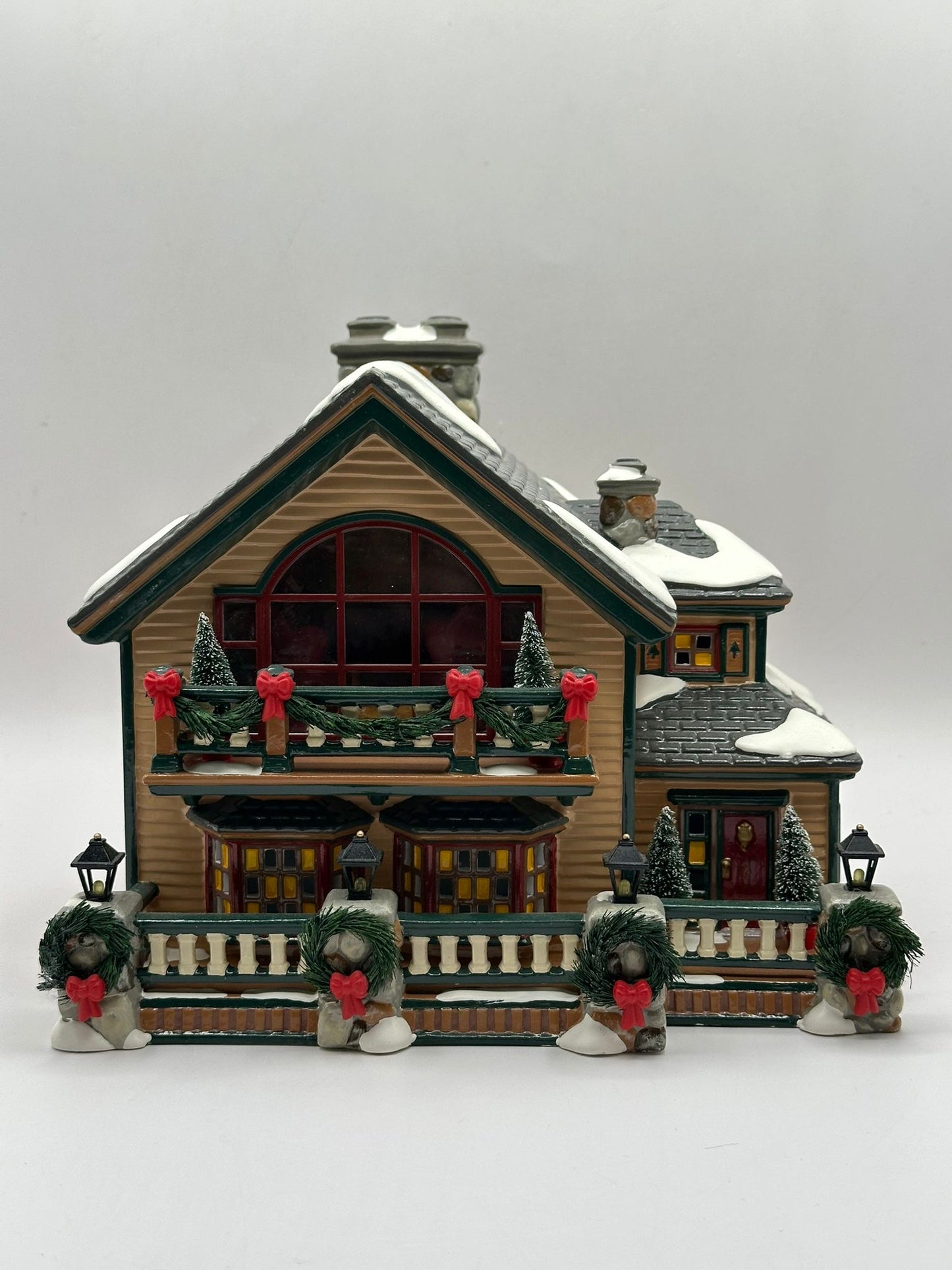 Department 56 - Christmas Lake Chalet - Original Snow Village