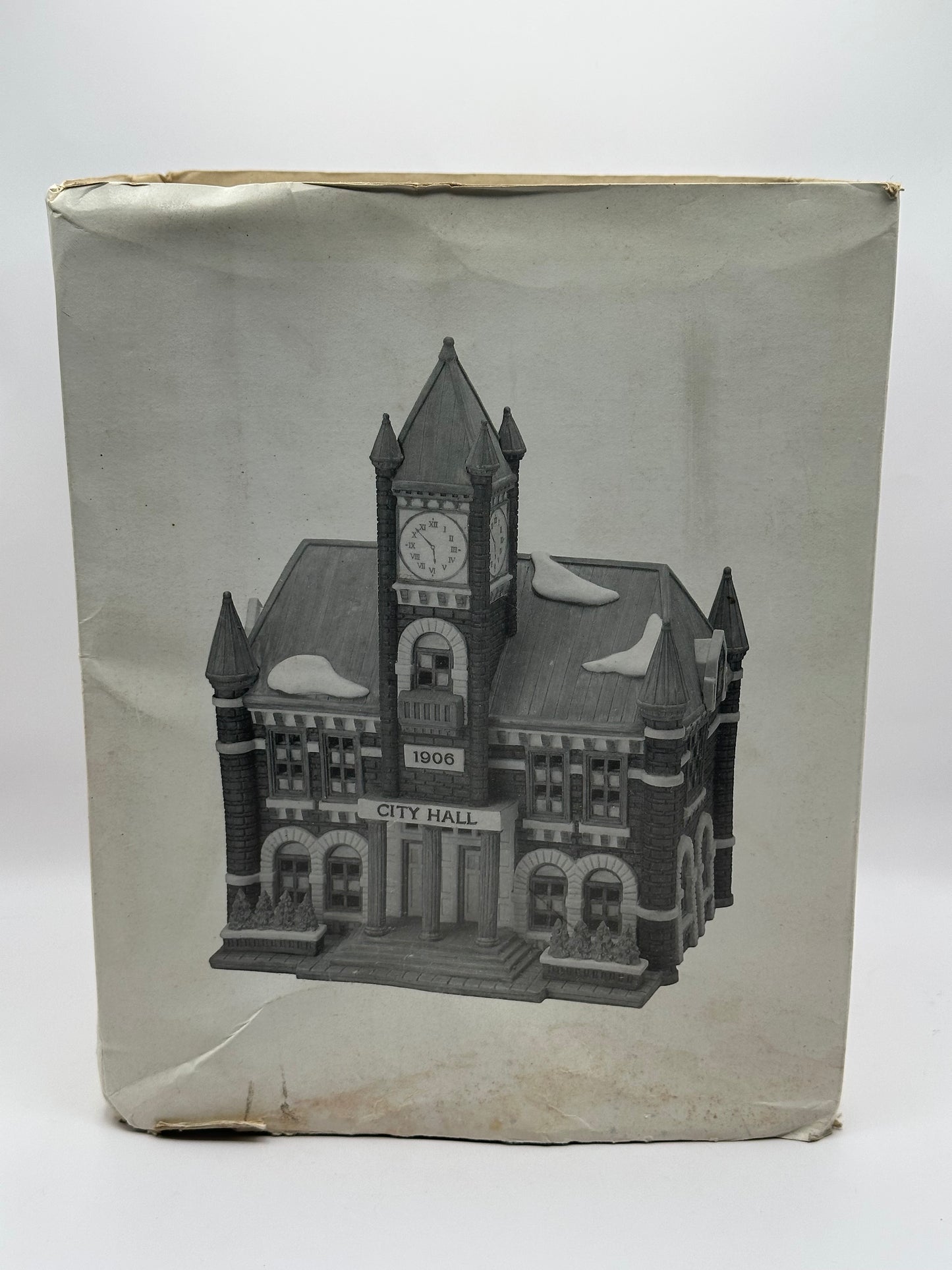 Department 56 - City Hall - Christmas in the City