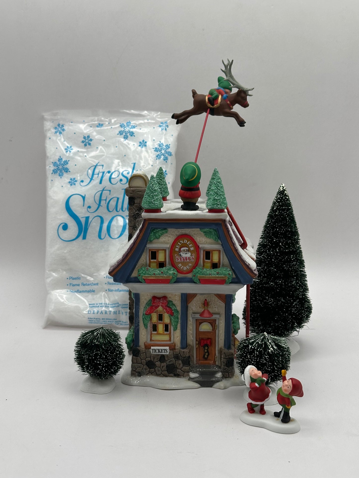 Department 56 - Santa's Reindeer Rides - North Pole Series