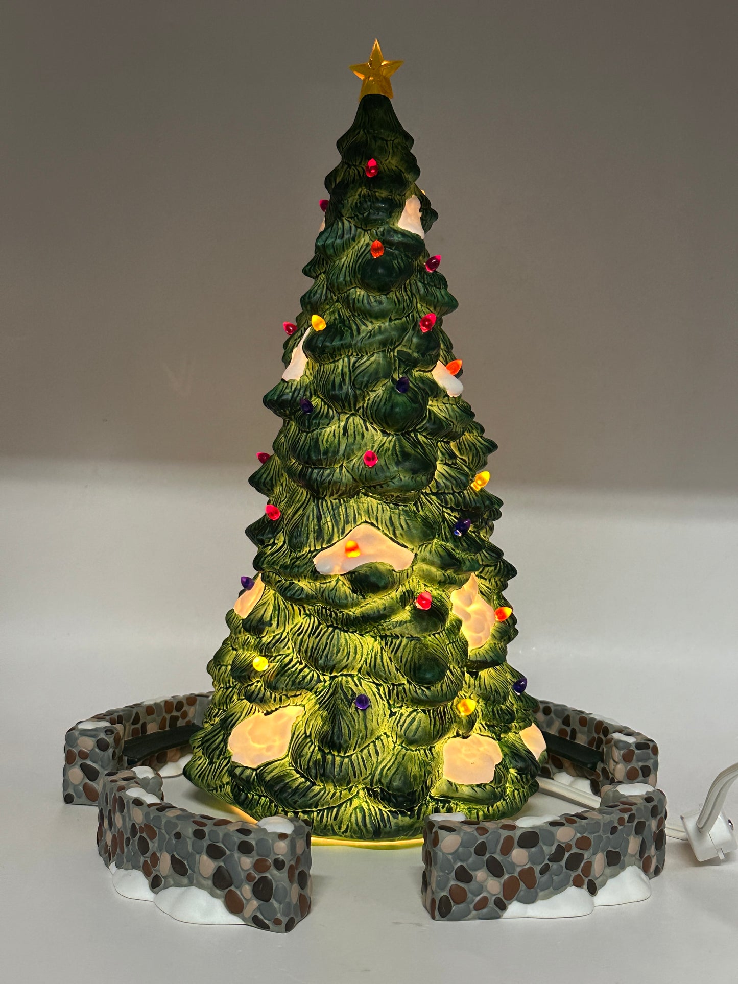 Department 56 - Town Tree - Christmas in the City