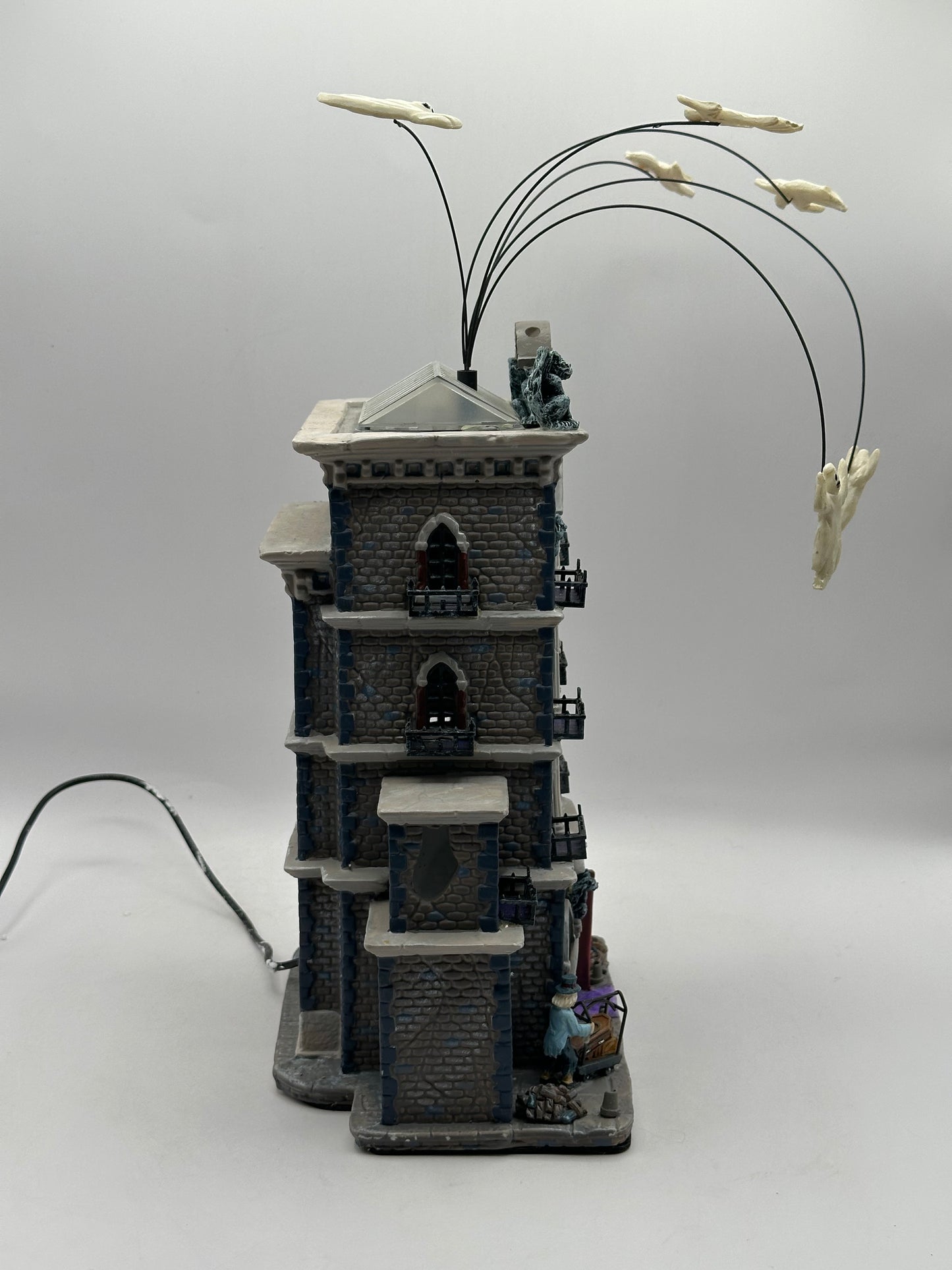 Lemax Spooky Town - Grimm Hotel