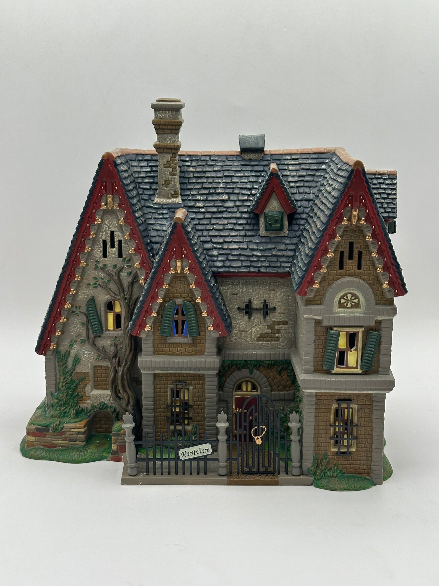 Department 56 - Great Expectations - Satis Manor - Literary Classics