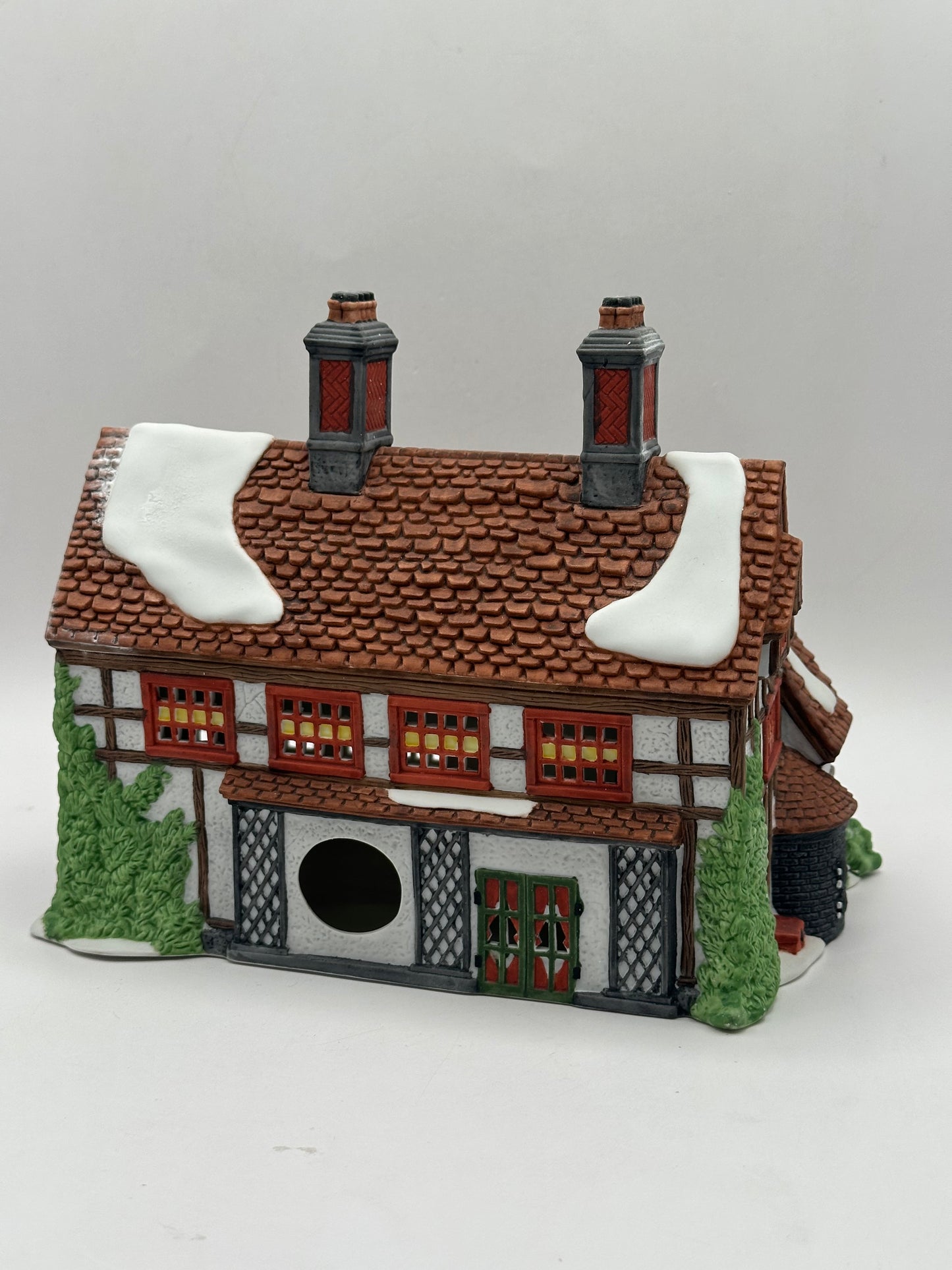 Department 56 - Ashbury Inn - Dickens’ Village